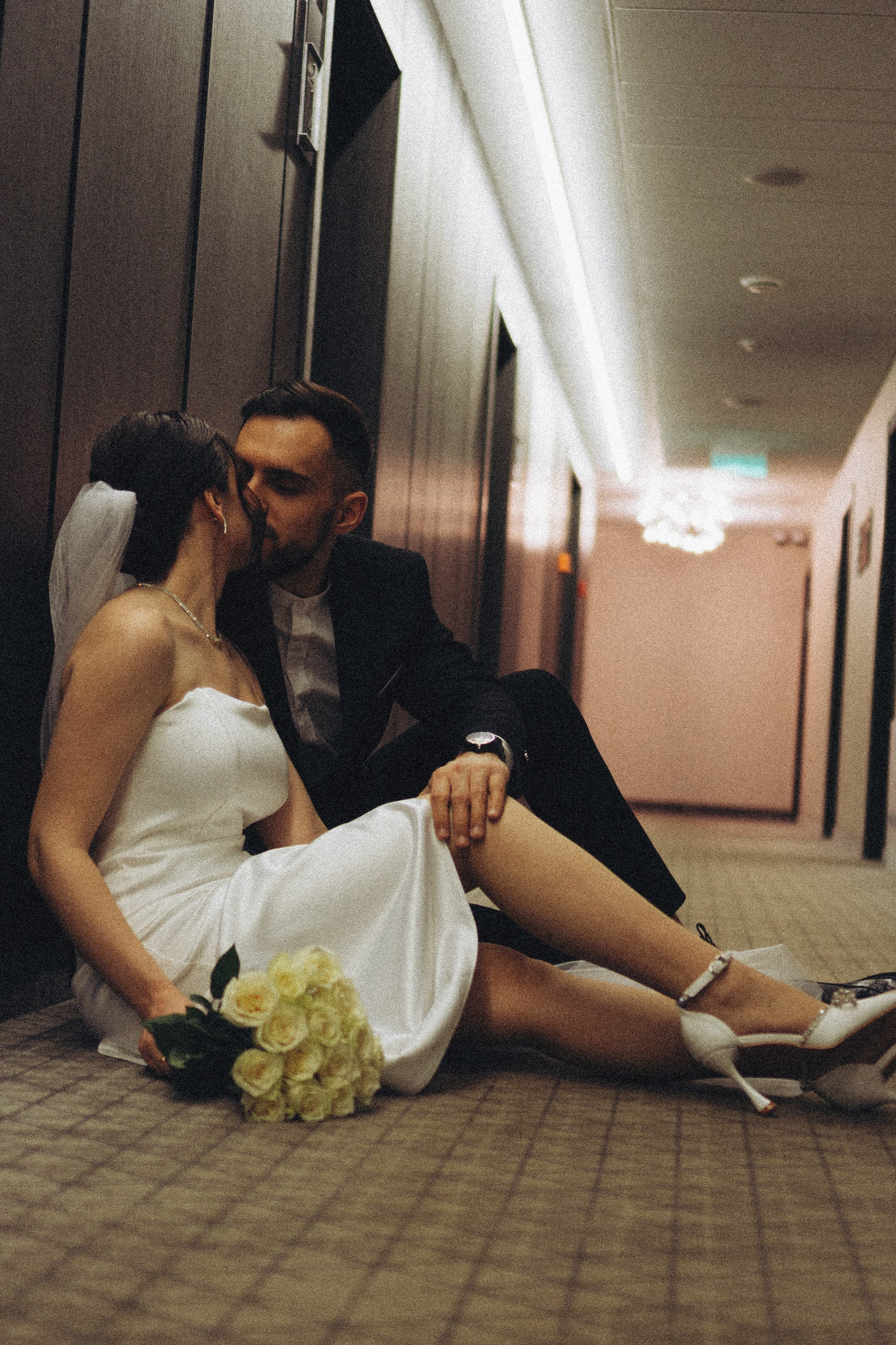 СВАДЕБНАЯ СЬЕМКА СБОРОВ ЖЕНИХА И НЕВЕСТЫ В ОТЕЛЕ И ТАКЖЕ ФОТОСЕССИИЯ В ОТЕЛЕЕ МЕГАПОЛИС БРЯНСК. Профессиональный фотограф, Санкт-Петербург — Виктория Богомолова