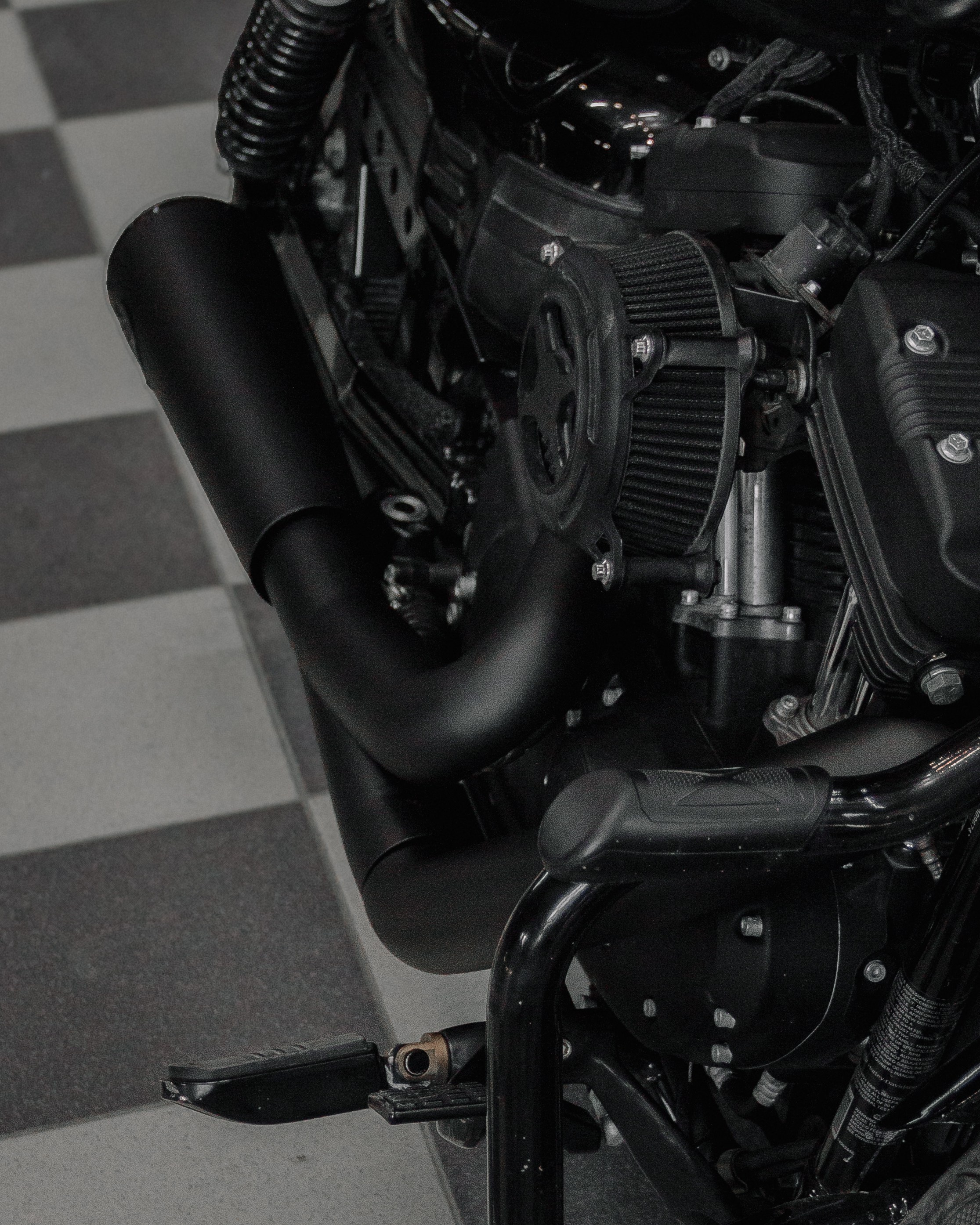 HD Sportster 1200 48i 2/1. ......