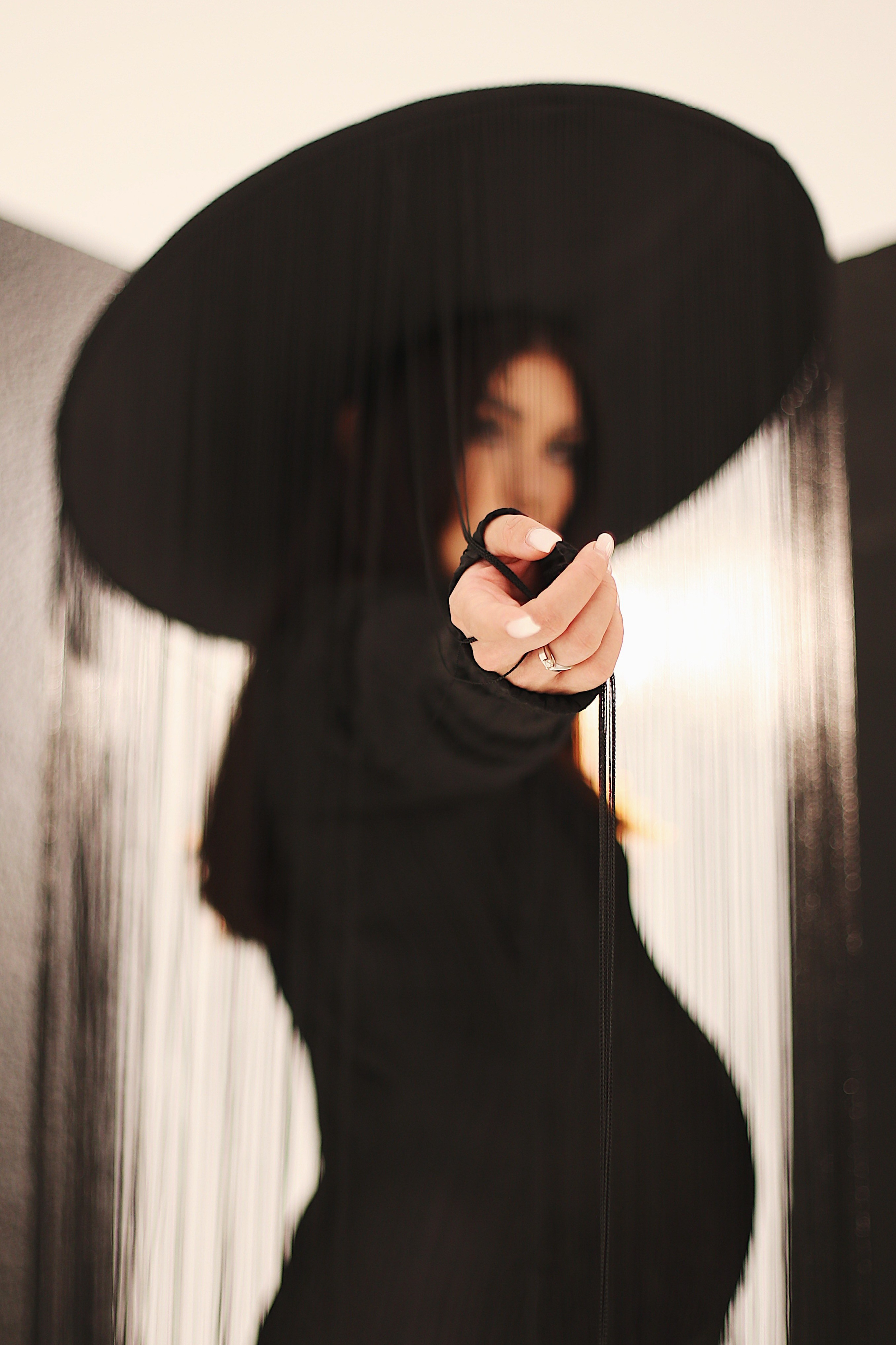 Гуля. Проект со шляпой. Фотограф Пирумян Анна. г. Сургут, г. Воронеж