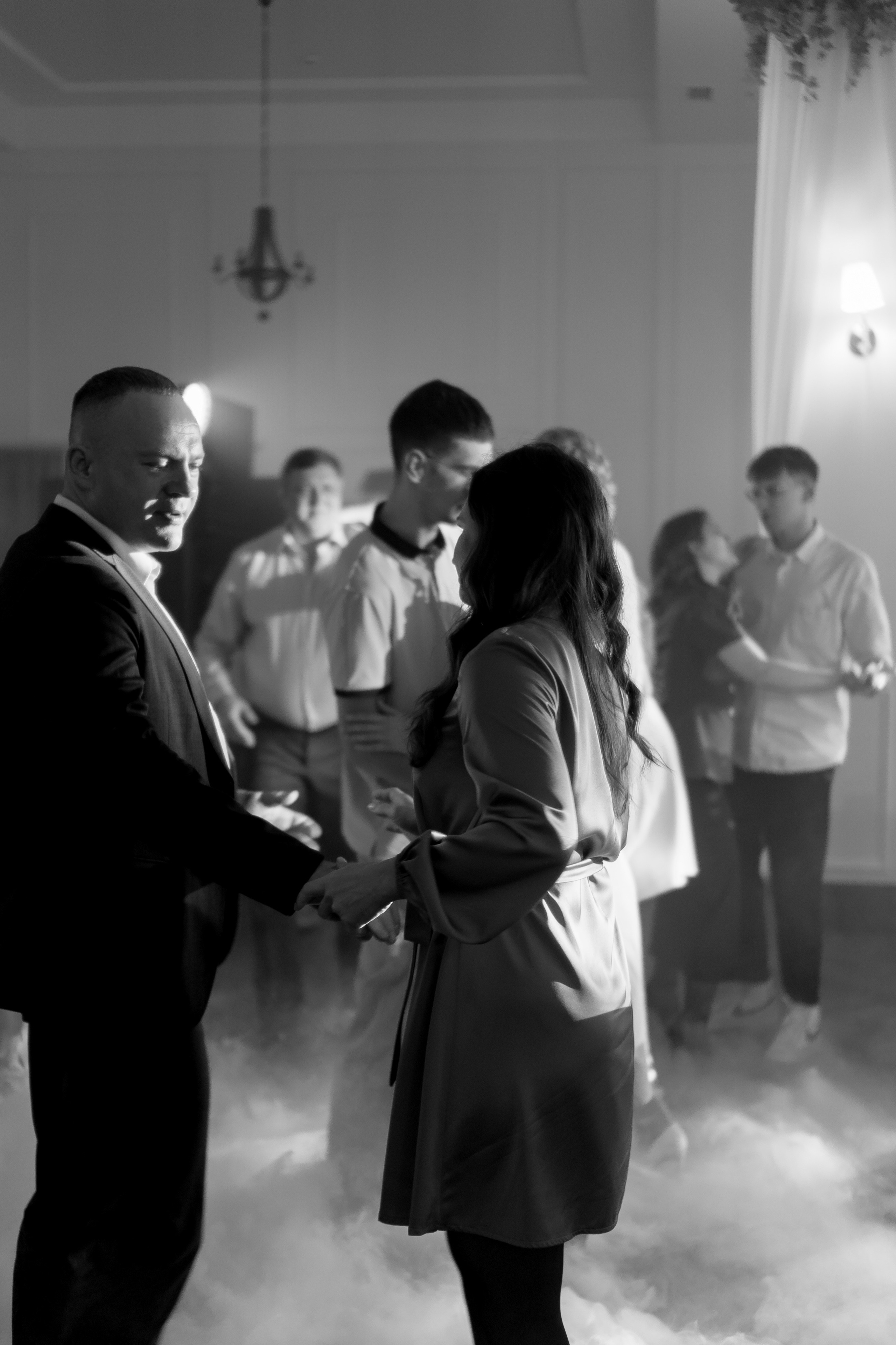 СВАДЕБНАЯ СЬЕМКА СБОРОВ В ОТЕЛЕ И ВЫЕЗД НА ЦЕРЕМОНИЮ (СНЯТО В СИБИРЕ В НИЖНЕВАРТОВСКЕ). Профессиональный фотограф, Санкт-Петербург — Виктория Богомолова