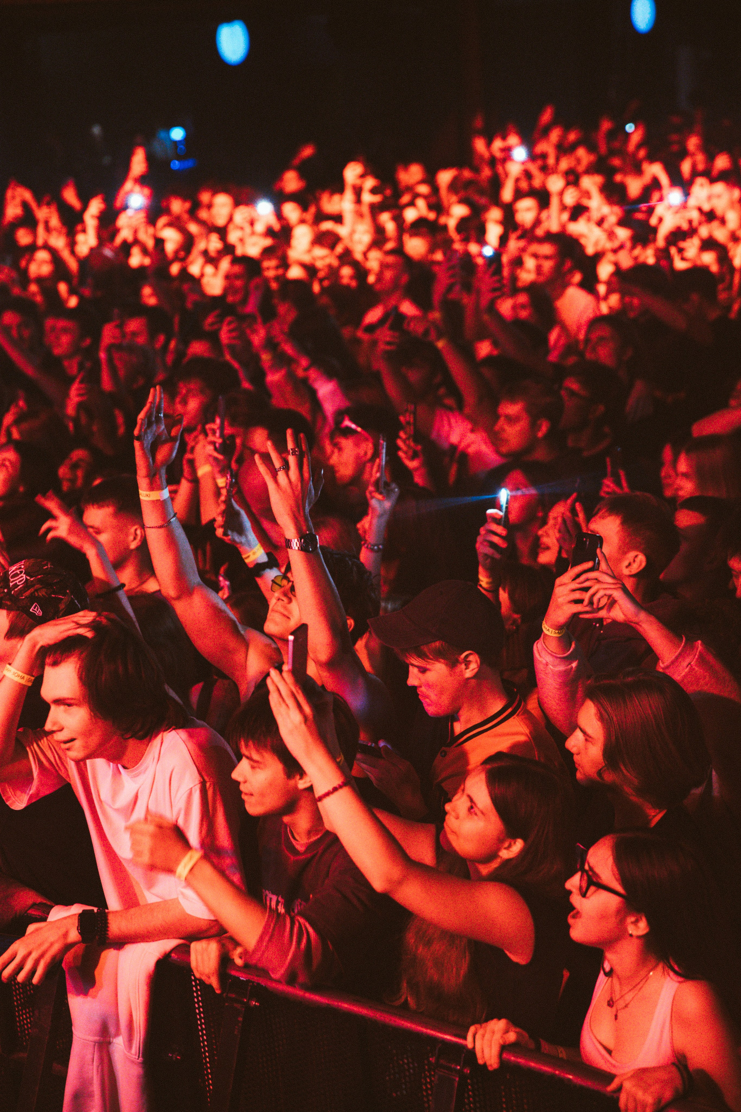 SHOWS. DRIPSTOCK MAG