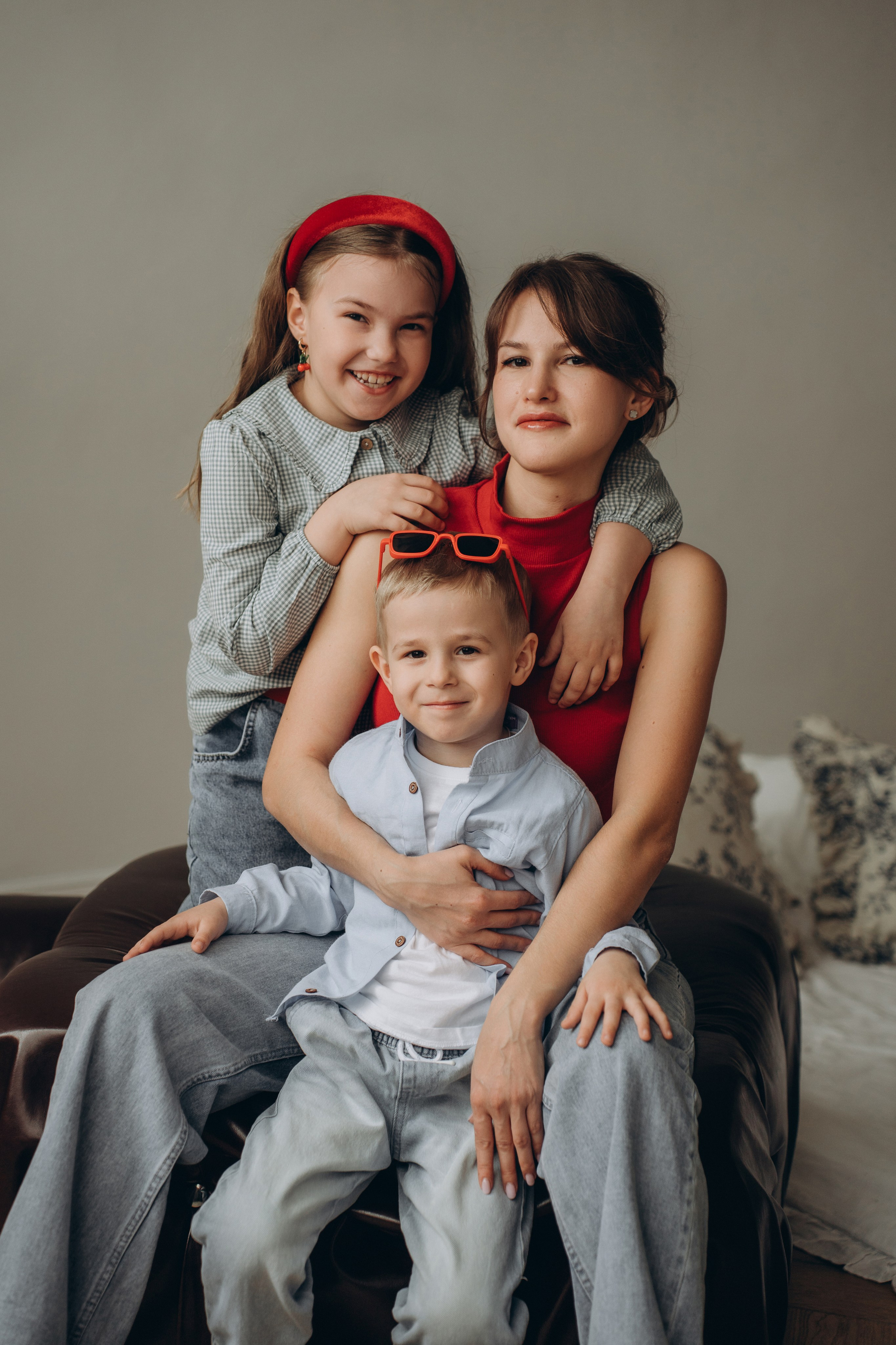 Мила, Вика и Сава. Семейный фотограф • Домашние съемки в Нижнем Новгороде