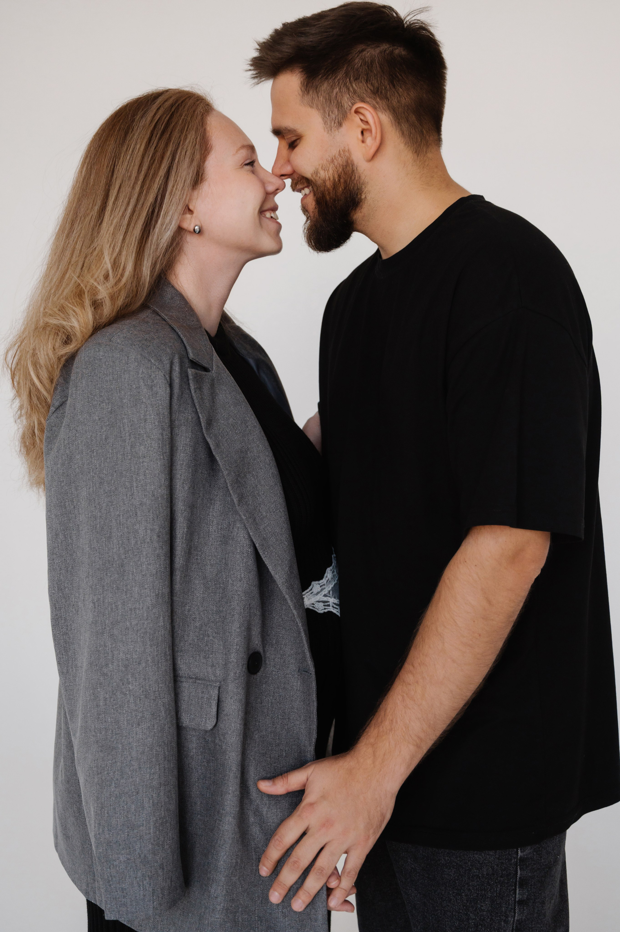 Елизавета. Профессиональный фотограф беременности в СПБ. Стильные фотосессии беременности в стиле минимализм и классическая фотография