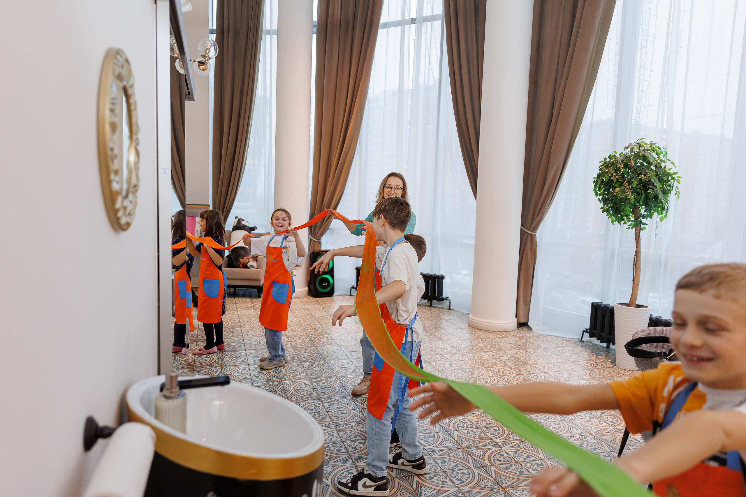 День рождения Насти «Венсдэй во Вкусотеррии». Семейный и детский фотограф Комина Елена, Власиха, Одинцово