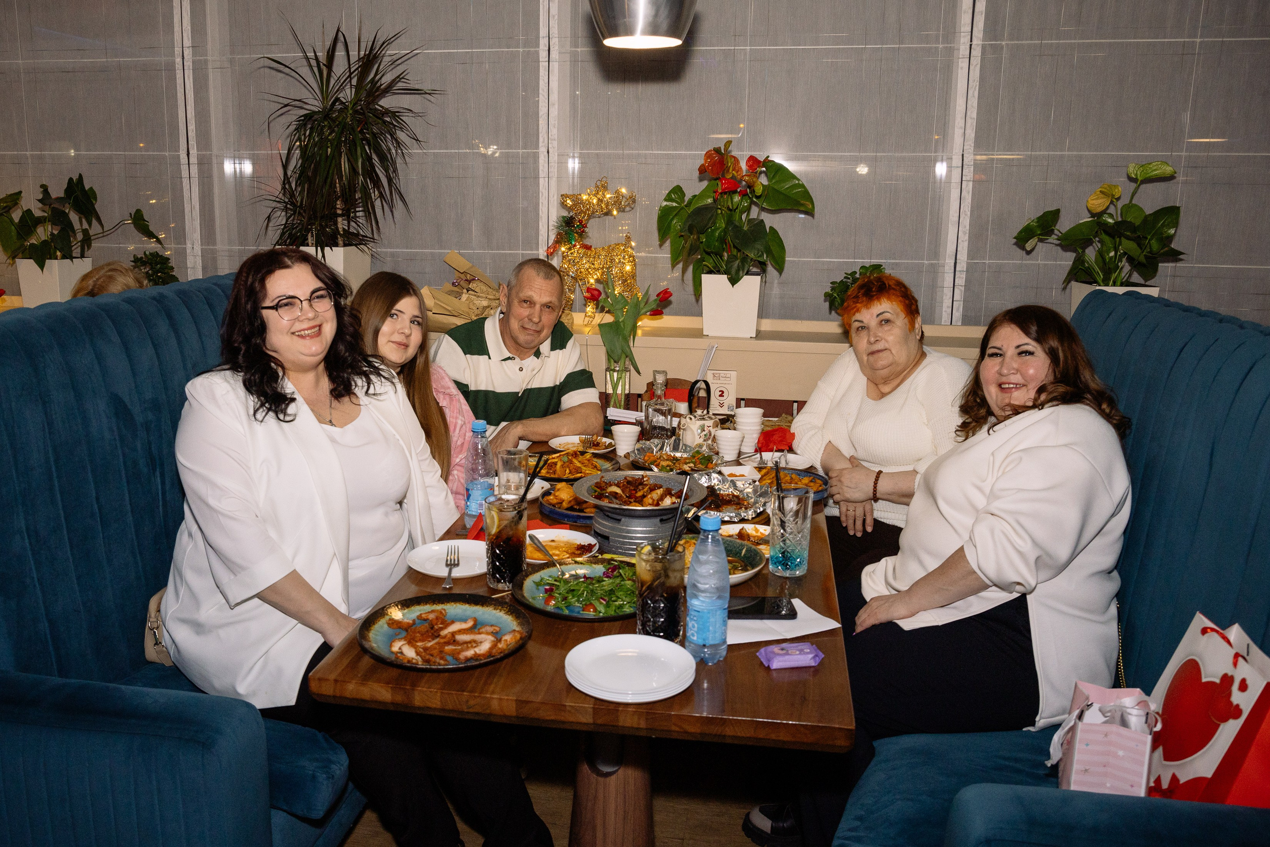 Вечеринка в кафе Sinlun. Фотограф Юлия Мальцева