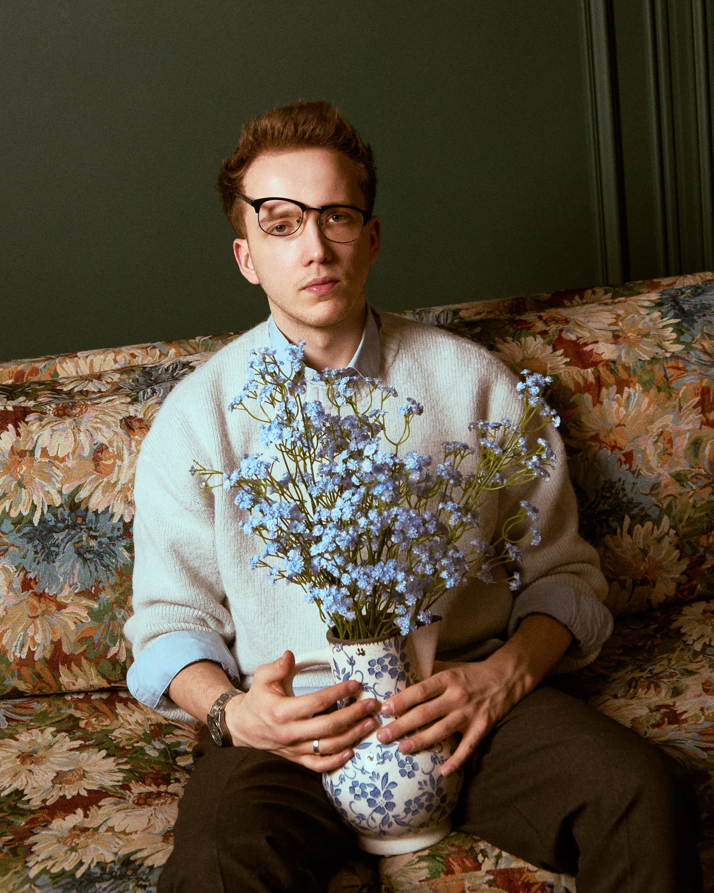 Максим. Главная