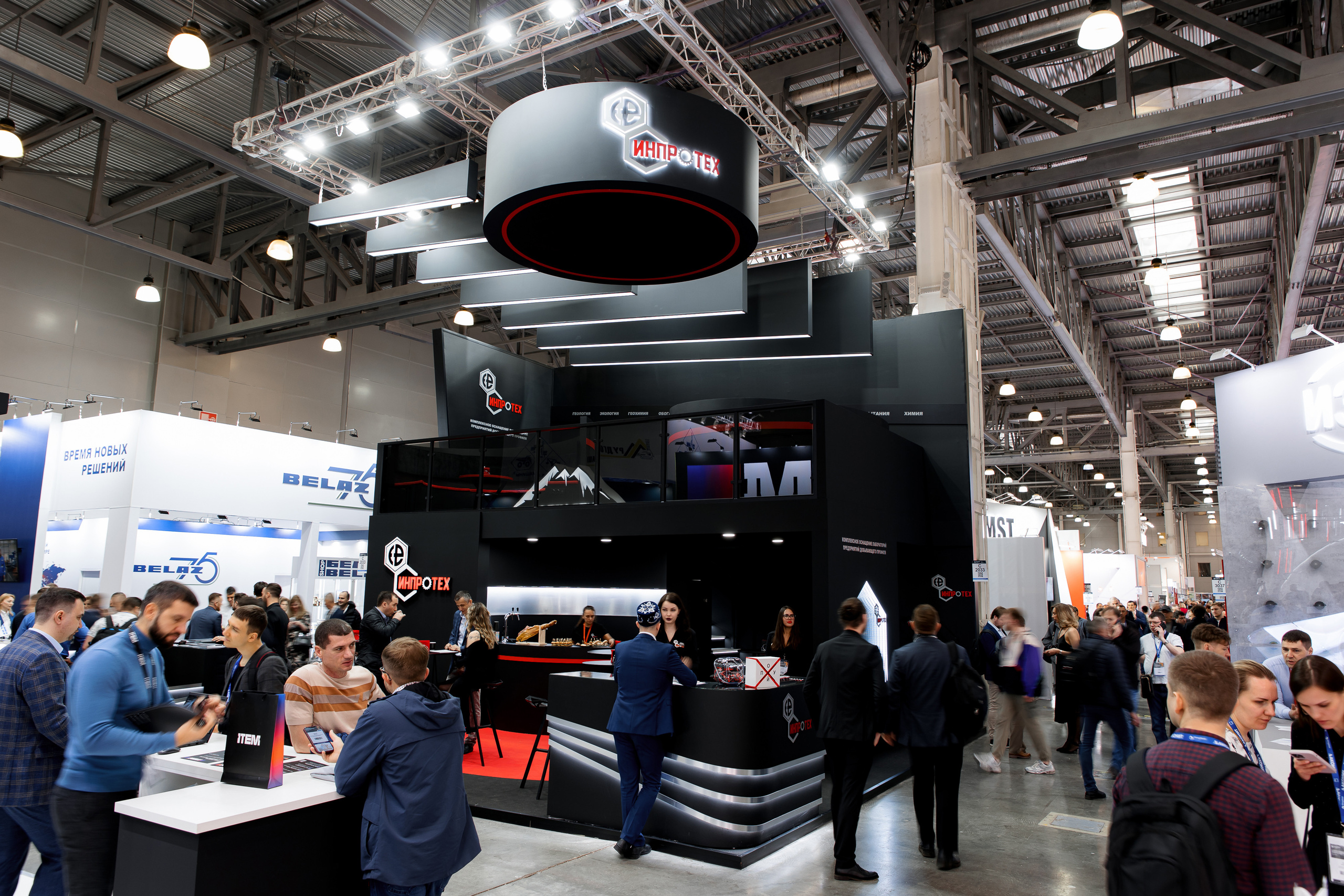 Выставочный стенд «Инпротех». Репортажный фотограф Семён Борисов | Москва