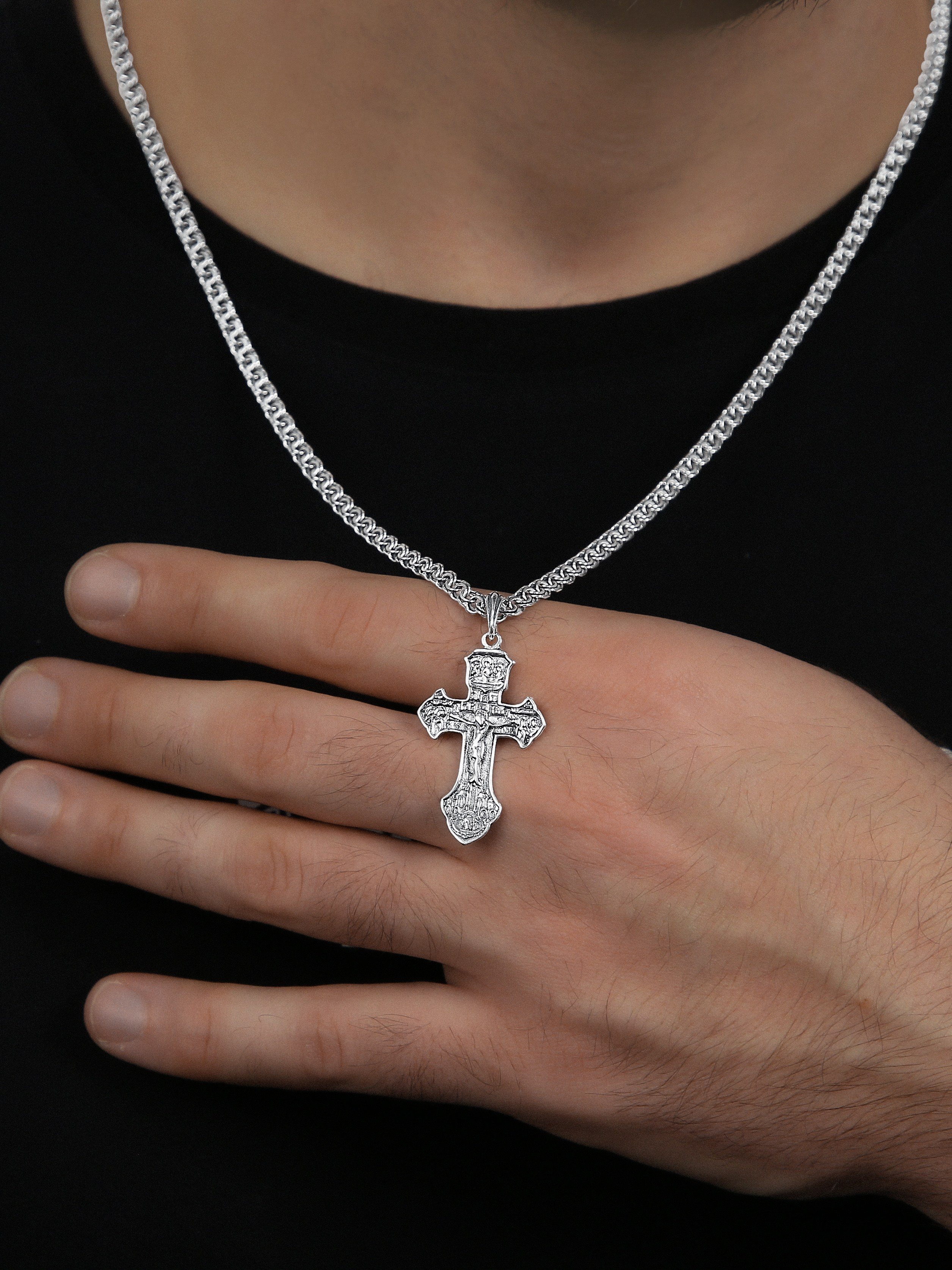 Фото на модели. Предметная Фотосьемка в Москве