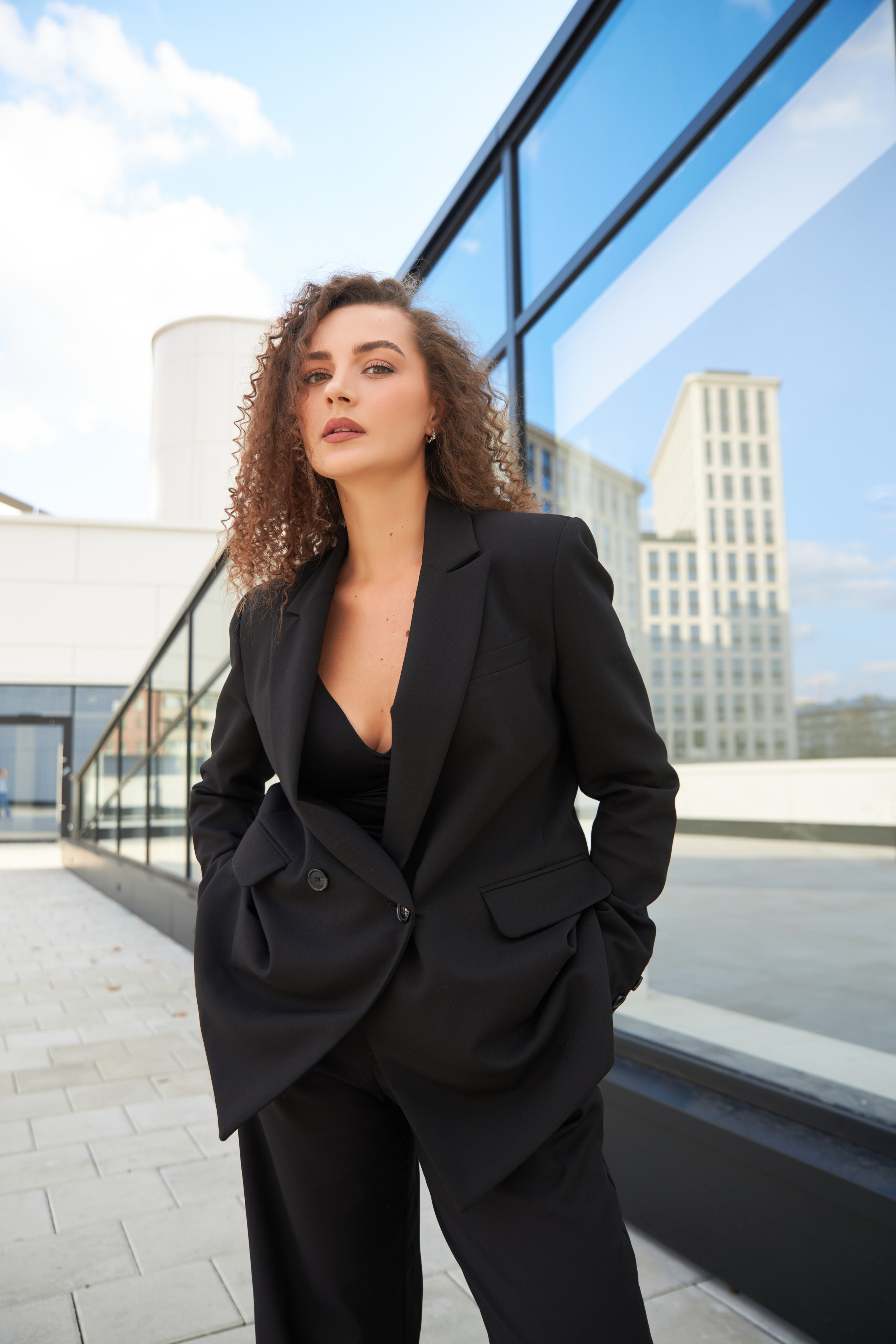 Уличная фотосессия для девушки. Brand и контент фотограф