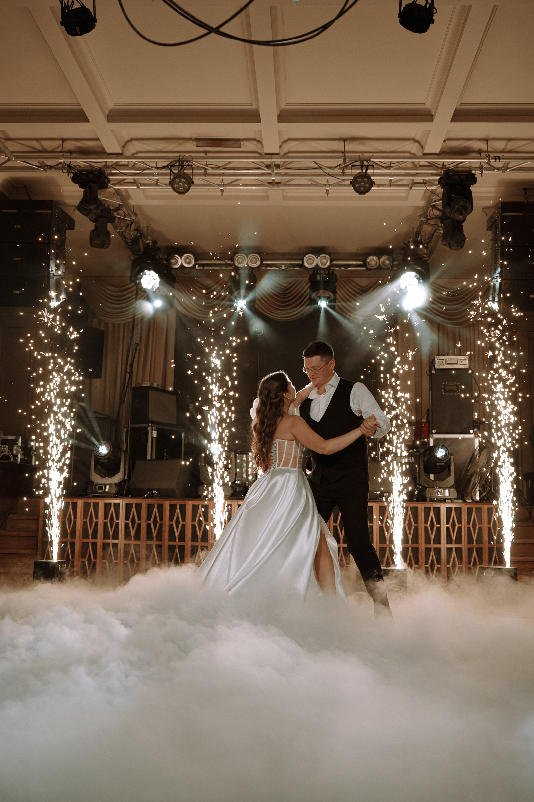 Фото: Сахарова Мария (основной фотограф), Романова Анна (backstage)