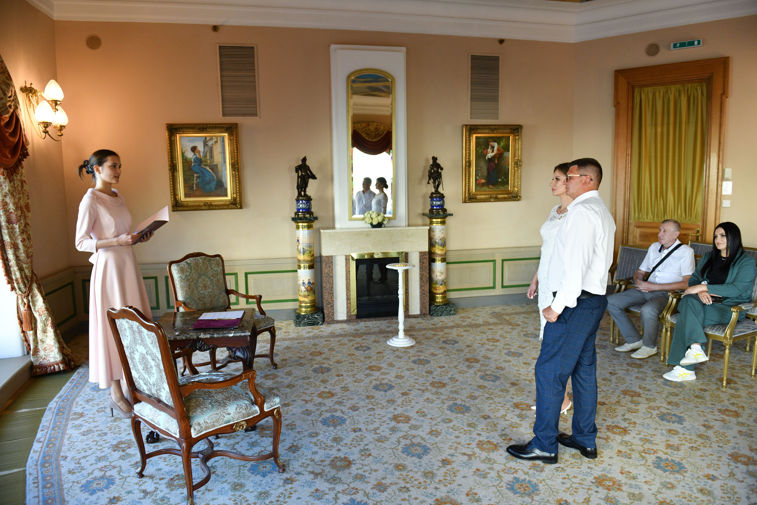 Регистрация брака Наталии и Андрея в гостинице Националь. Свадебный и портретный фотограф в Москве Галина Борисова