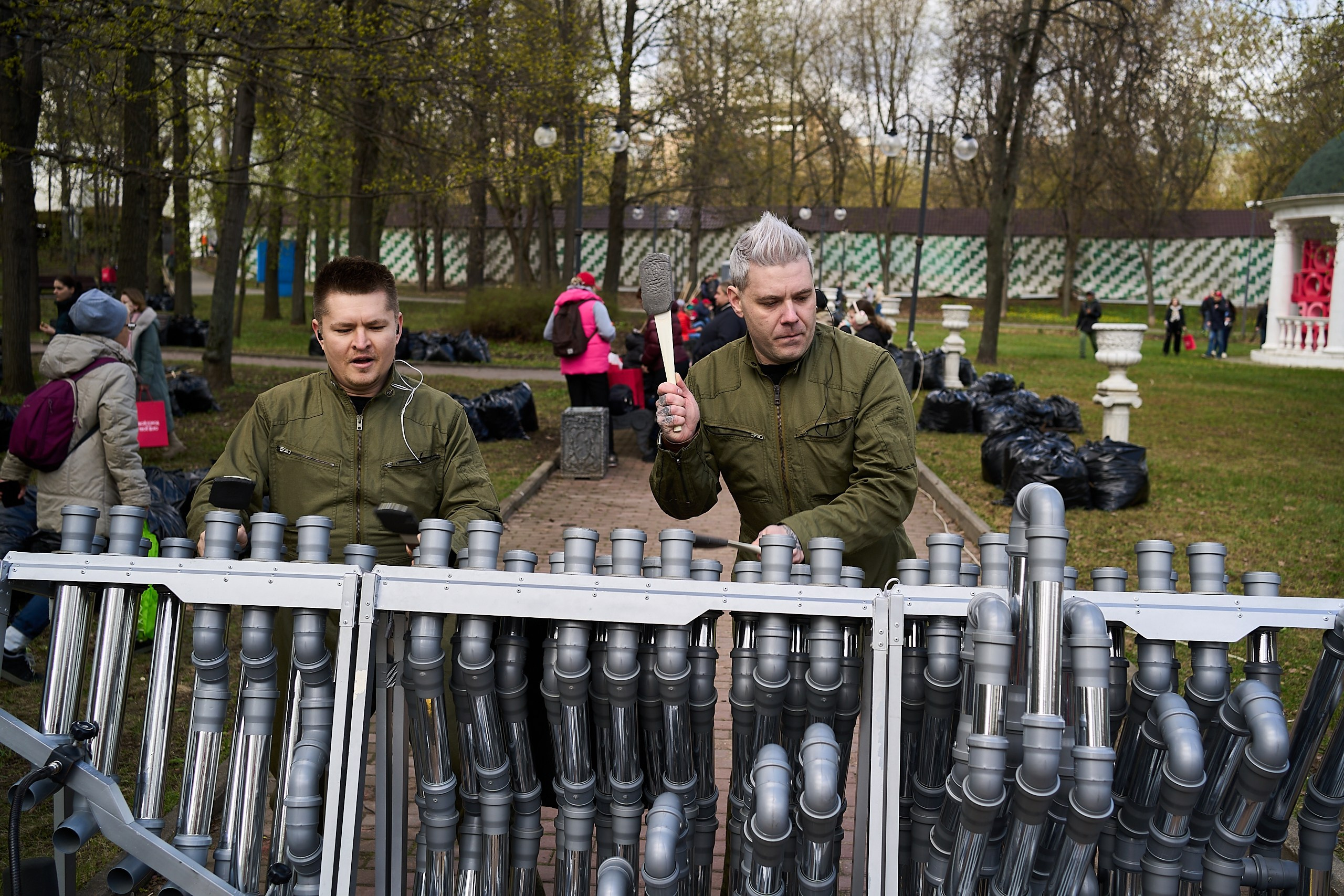 Субботник у Управления делами Мэра и Правительства Москвы. Фотограф и Видеограф в Москве. Олег Корушев
