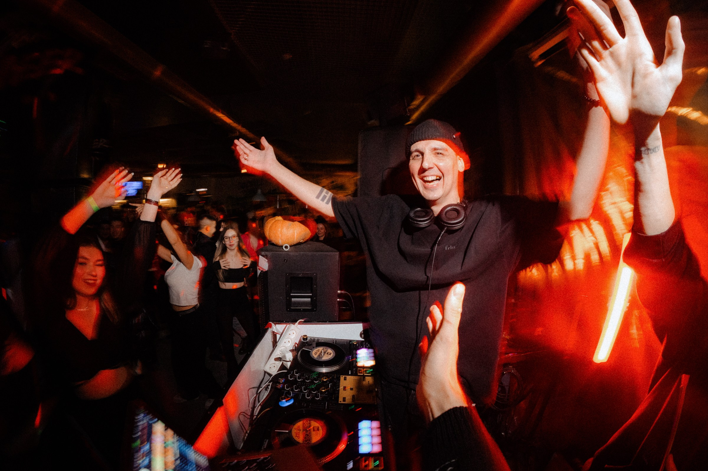 Party time. Мультижанровый Фотограф в Иркутске Александр Лебедев