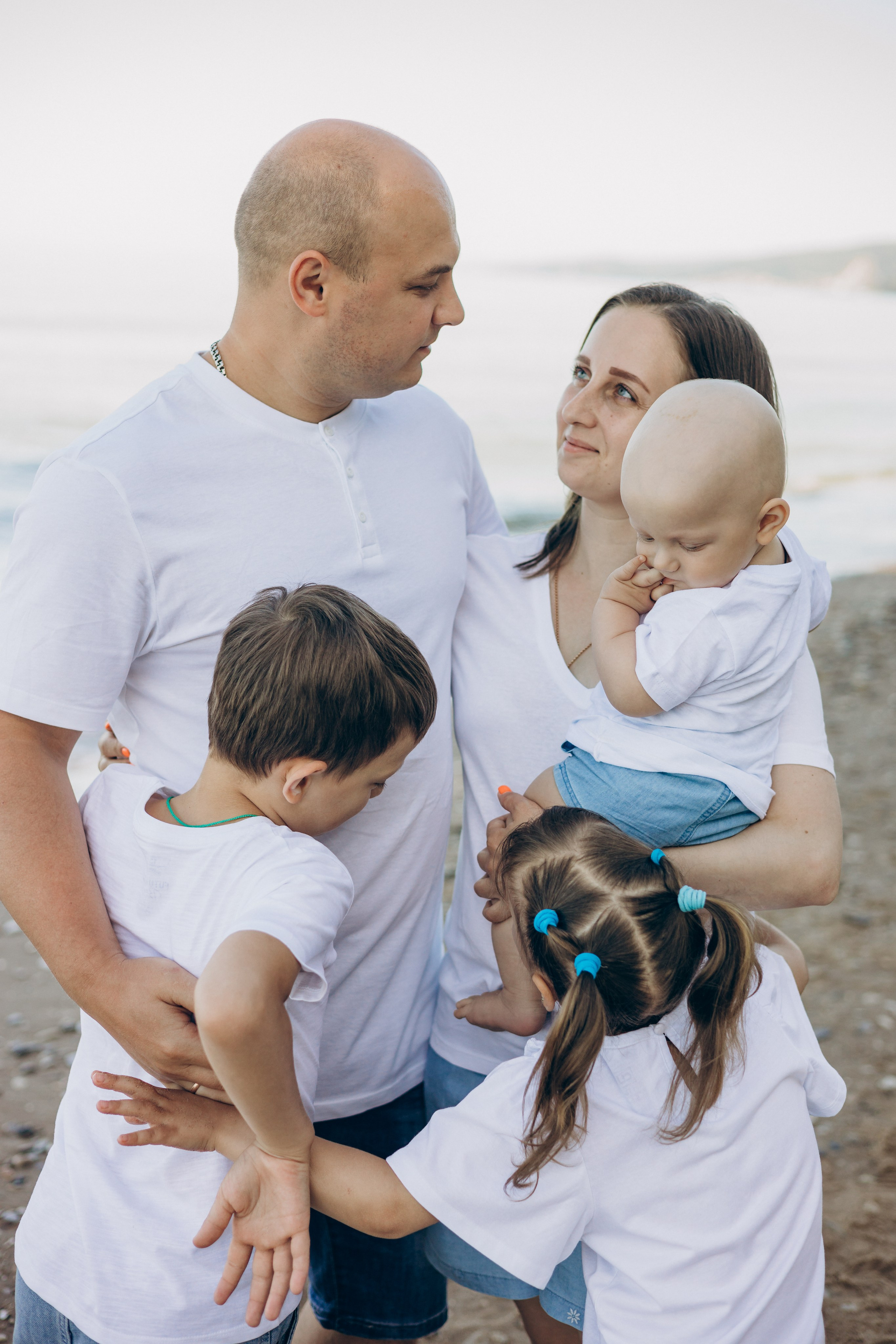 Сергей, Мария, Марк, Кира и Герман