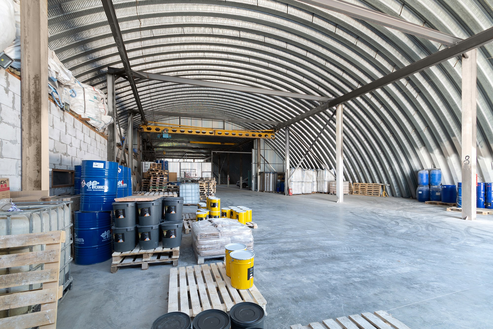 Производство красок НПК ОПЗ. Фотограф Сергей Сергеев