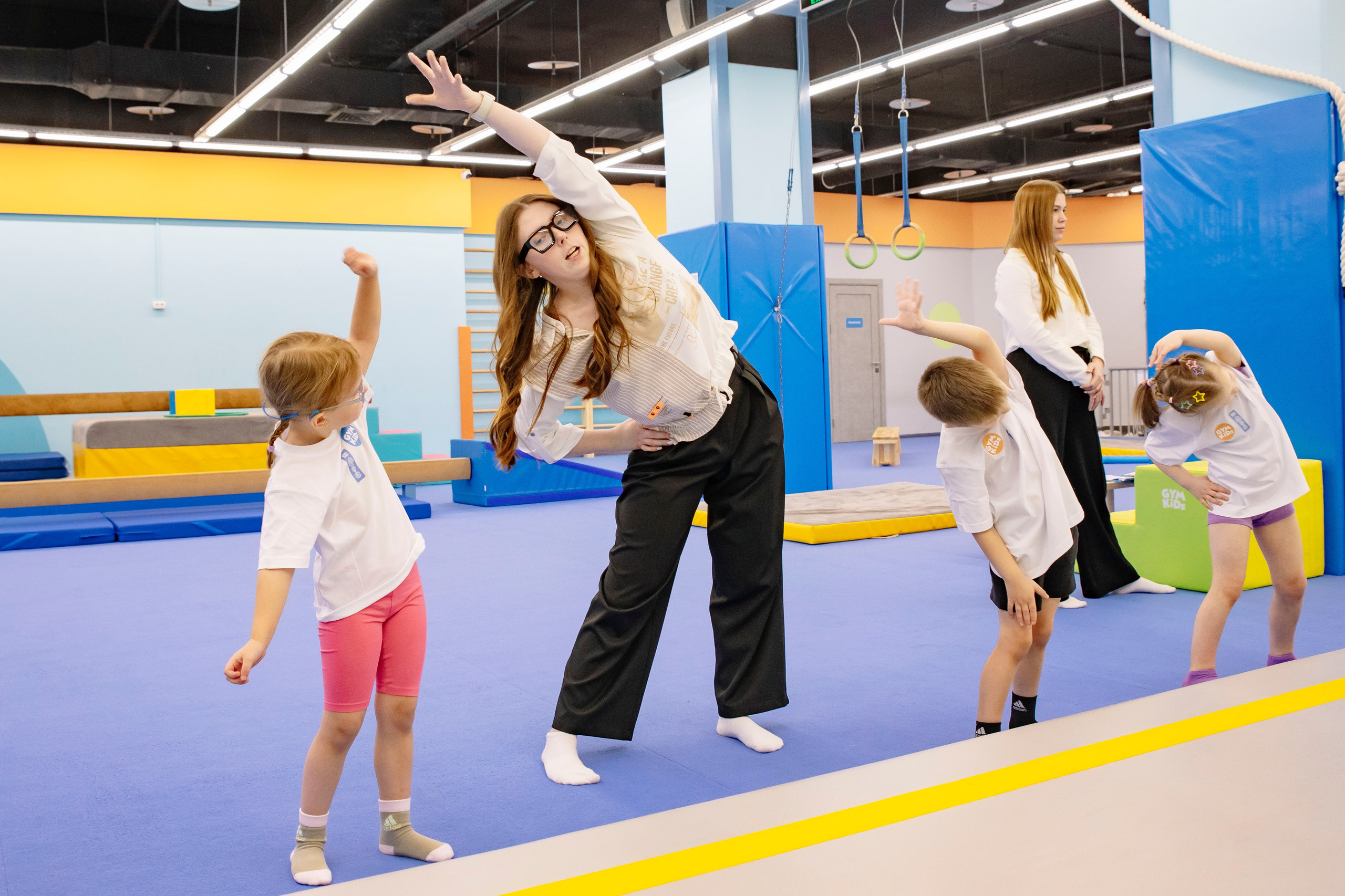 Соревнования по гимнастике в Gymkids Чертаново. Профессиональный фотограф в Москве | Заказать фотосессию и съемку