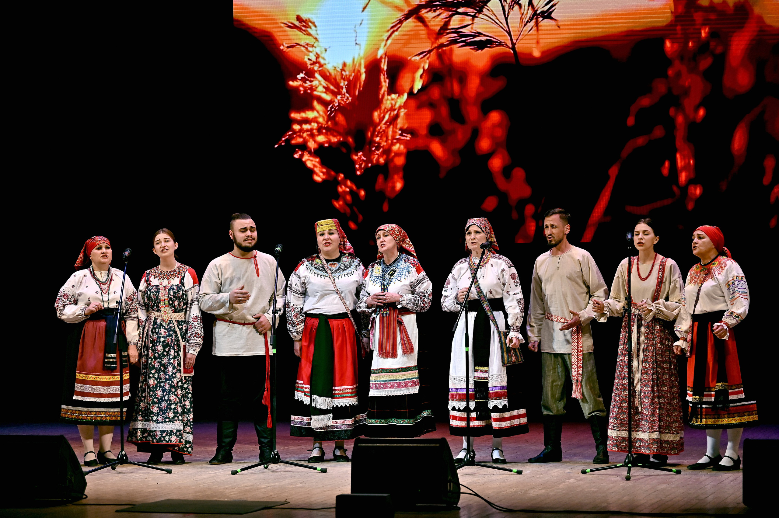 ФОТОГРАФ ВАШИХ МЕРОПРИЯТИЙ РЯЗАНЬ СЕРГЕЙ КЛЮЕВ Концертная фотография близка к репортажу и портретной съемке