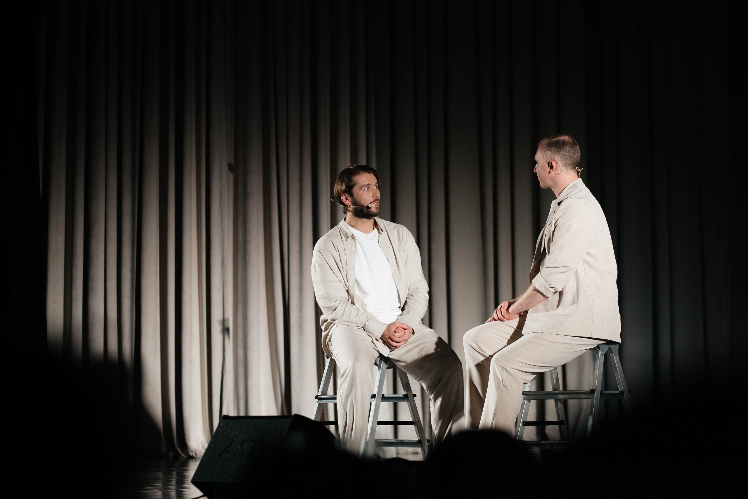 НИТЬЯ " В объятьях неба». Женский фотограф в Оренбурге Ирина Заводчикова