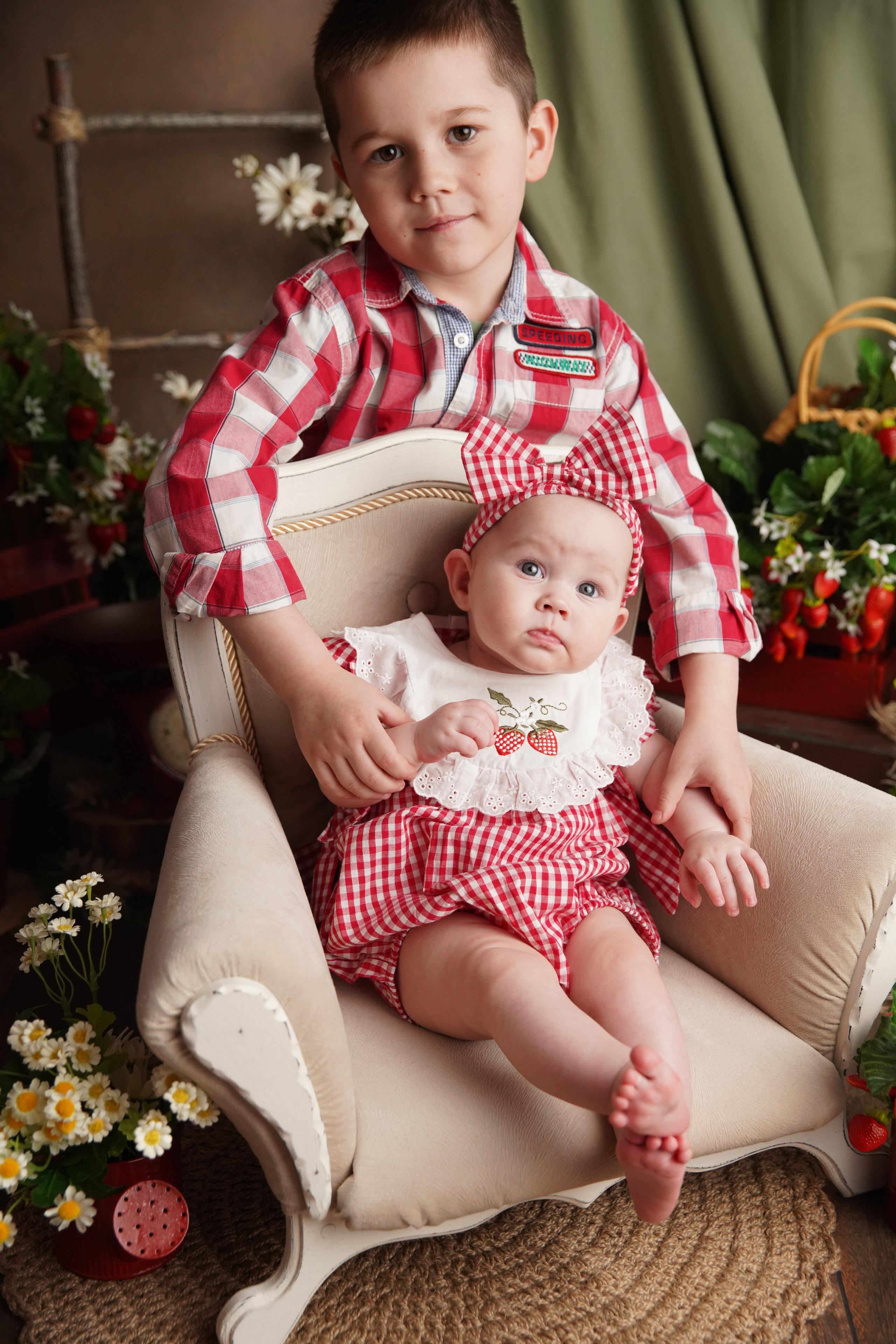 Ягодная. Фотограф новорожденных. Семейный и детский фотограф в городе Сургуте