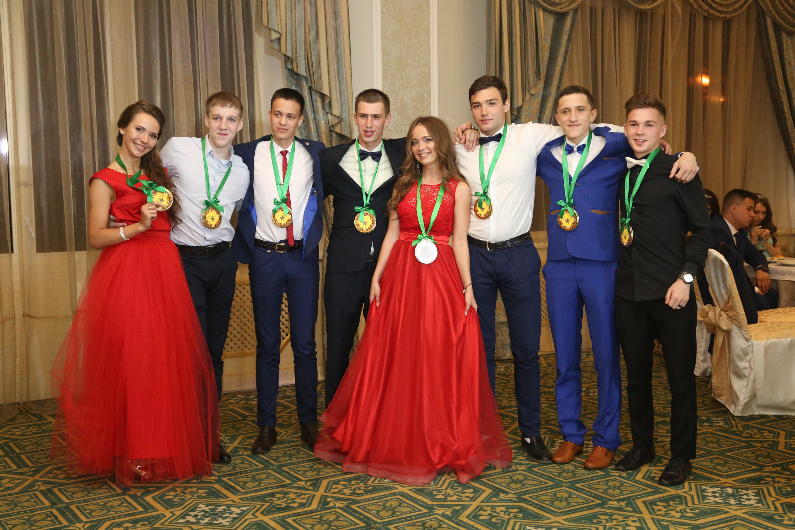 Выпускной в школе. Wedding and portrait photography