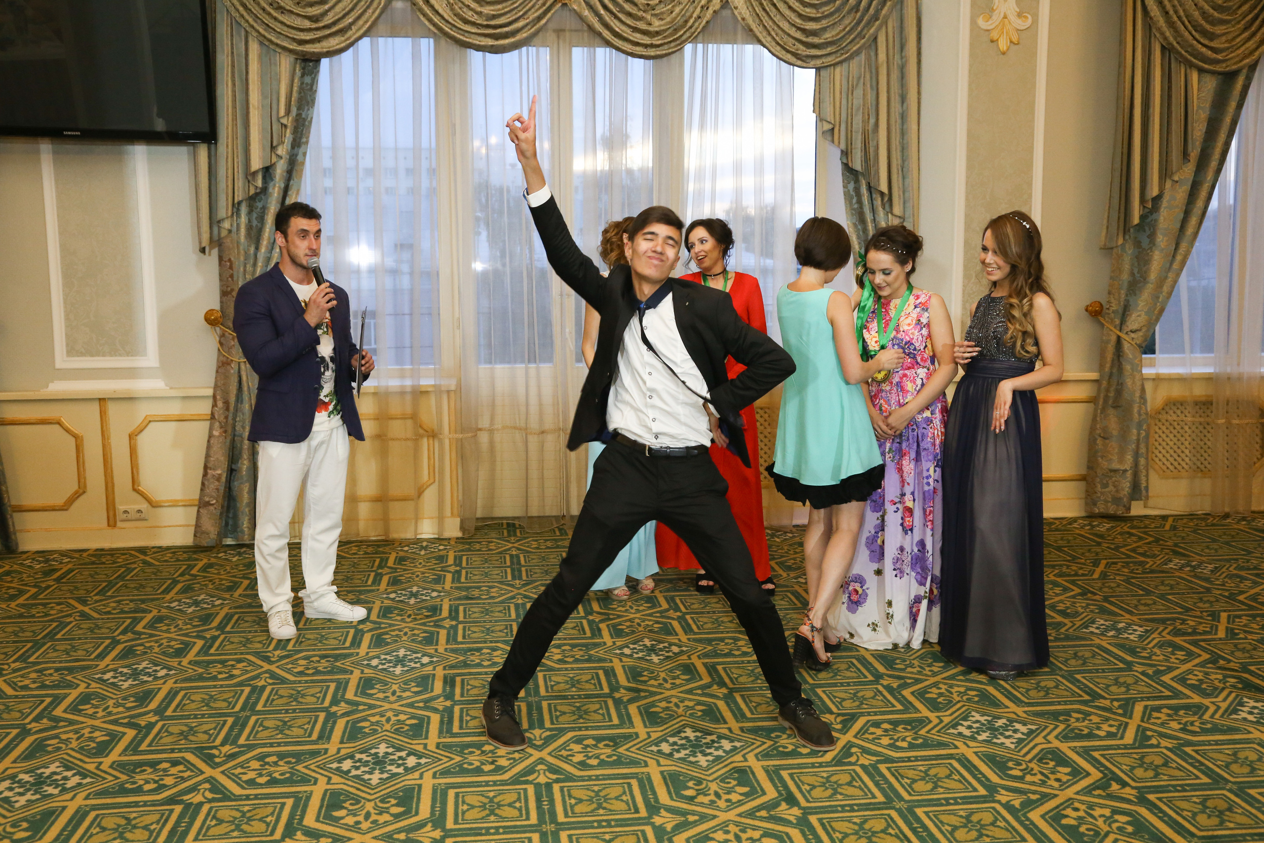 Выпускной в школе. Wedding and portrait photography