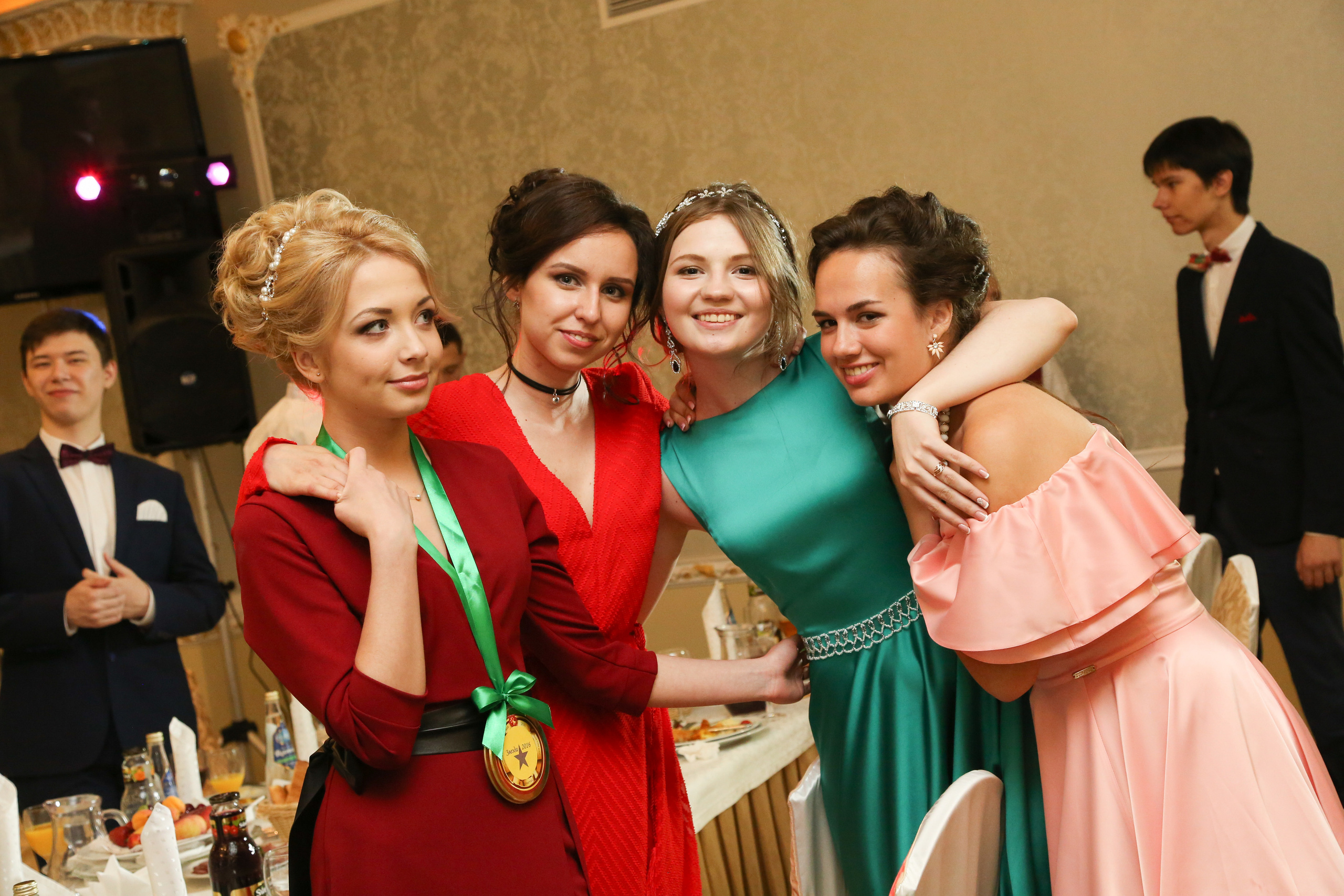 Выпускной в школе. Wedding and portrait photography