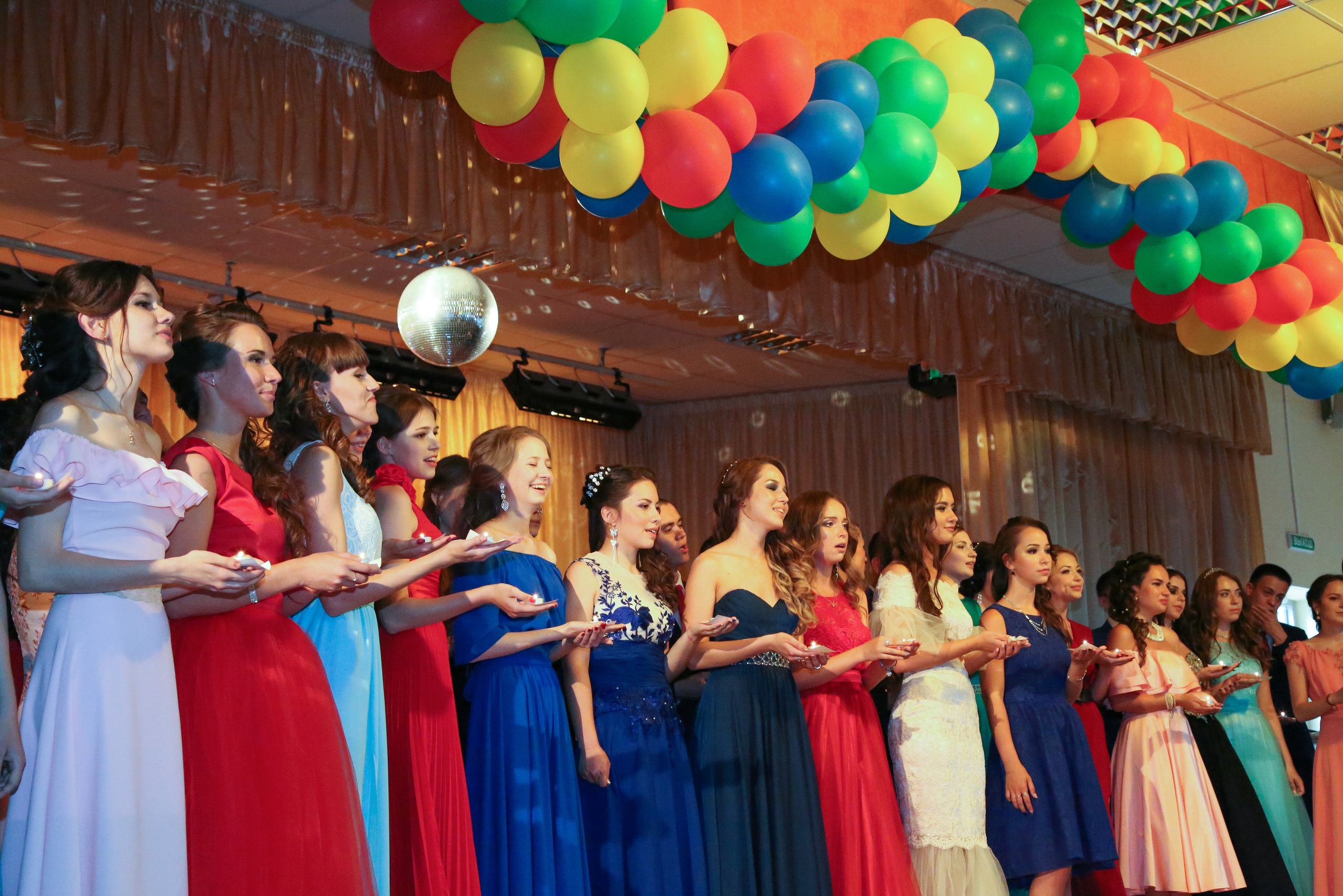 Выпускной в школе. Wedding and portrait photography