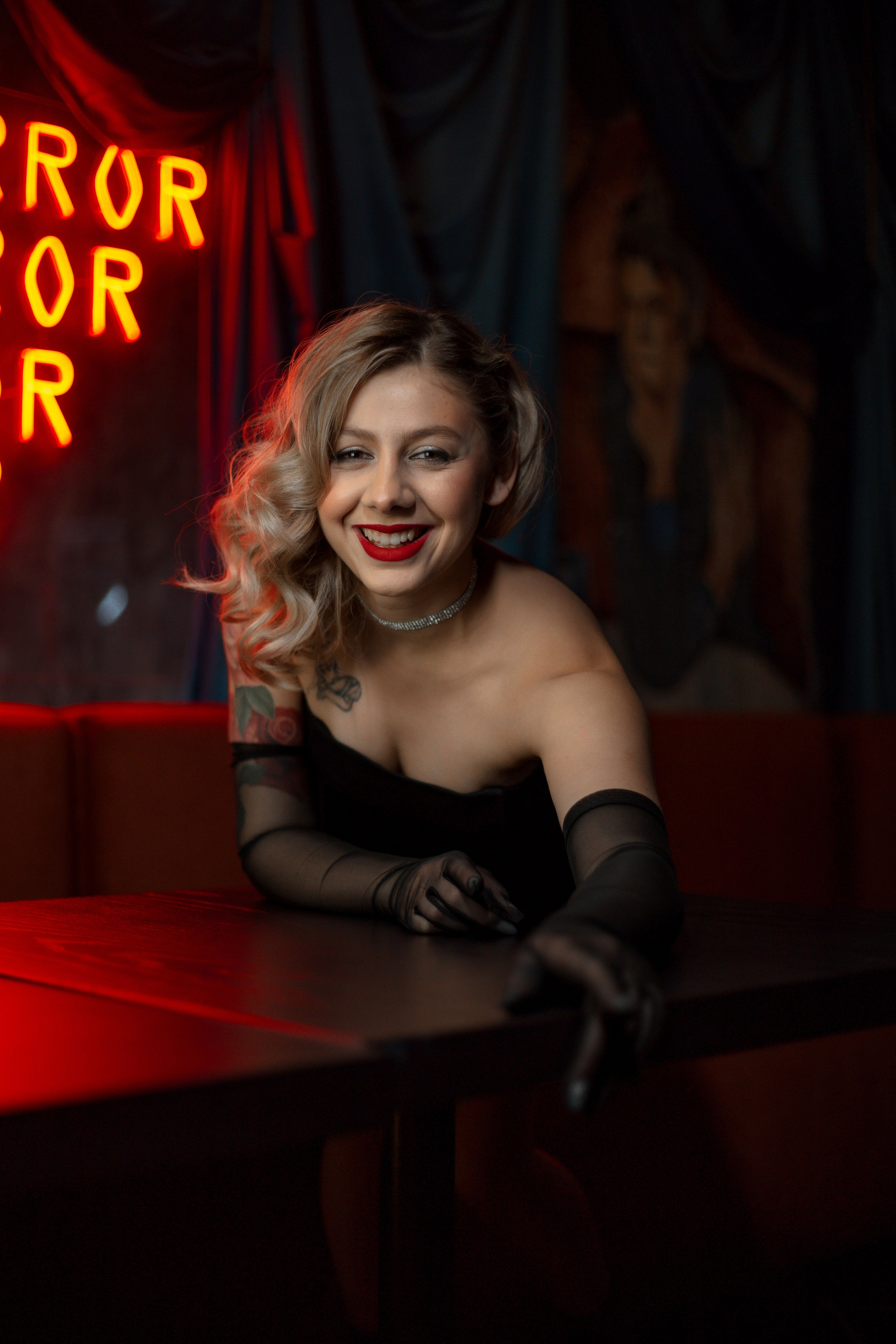 Индивидуальная фотосессия в г. Ижевск в ресторане. Бизнес фотограф Ижевск — Назаров Роман