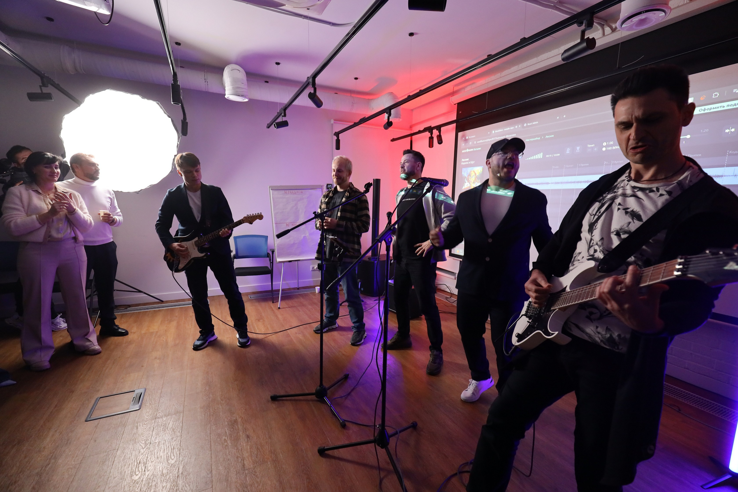 МастерМайнд 1.2. Съемка в студии под ваш запрос, студийные съемки, фотографии архитектурных объектов — Александр Евстигнеев — фотограф Москва