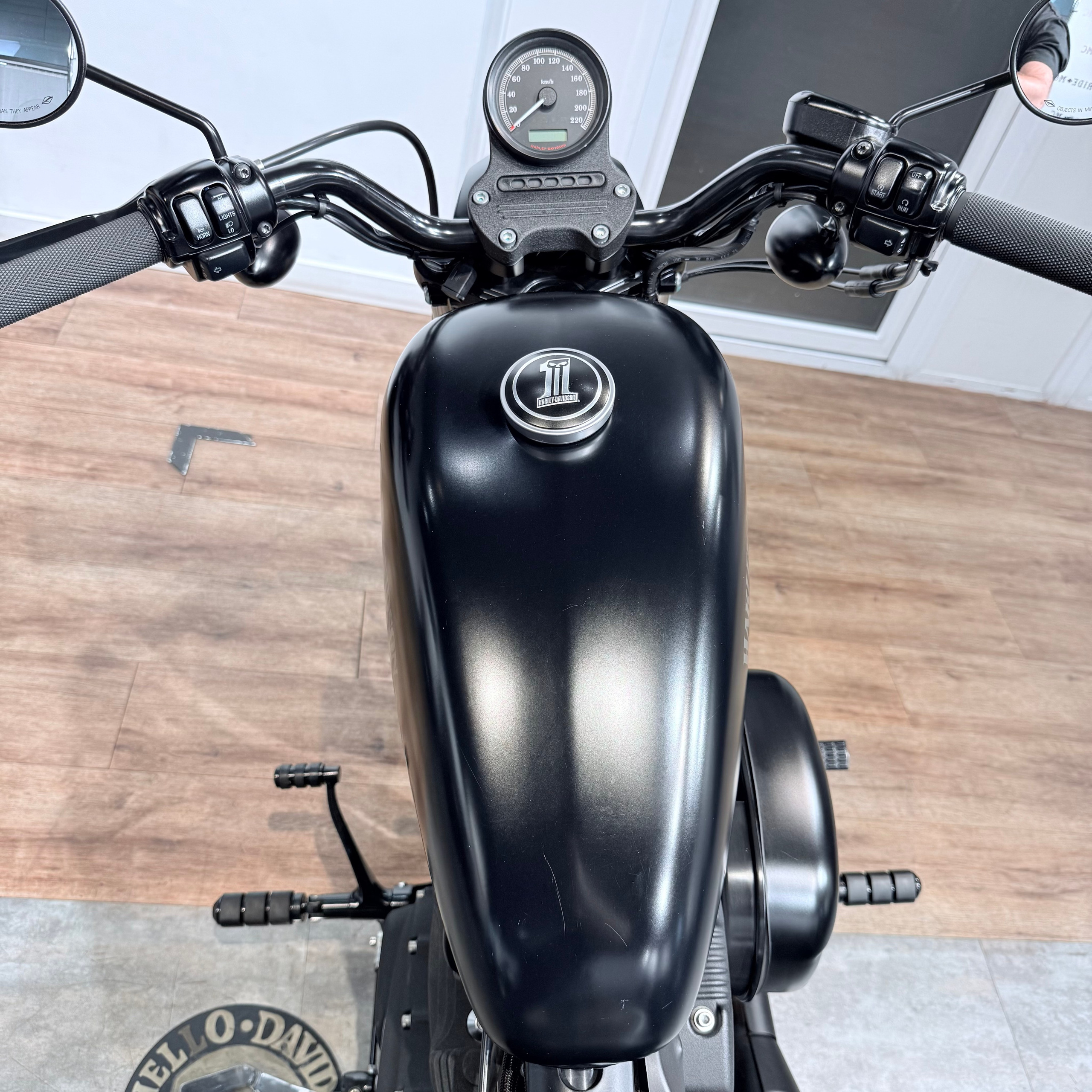 Купить Harley-Davidson 2013 Sportster Forty-Еight 883 (Softail/Dyna) — подробнее на сайте. Hello Davidson, Москва. Только хорошие мотоц