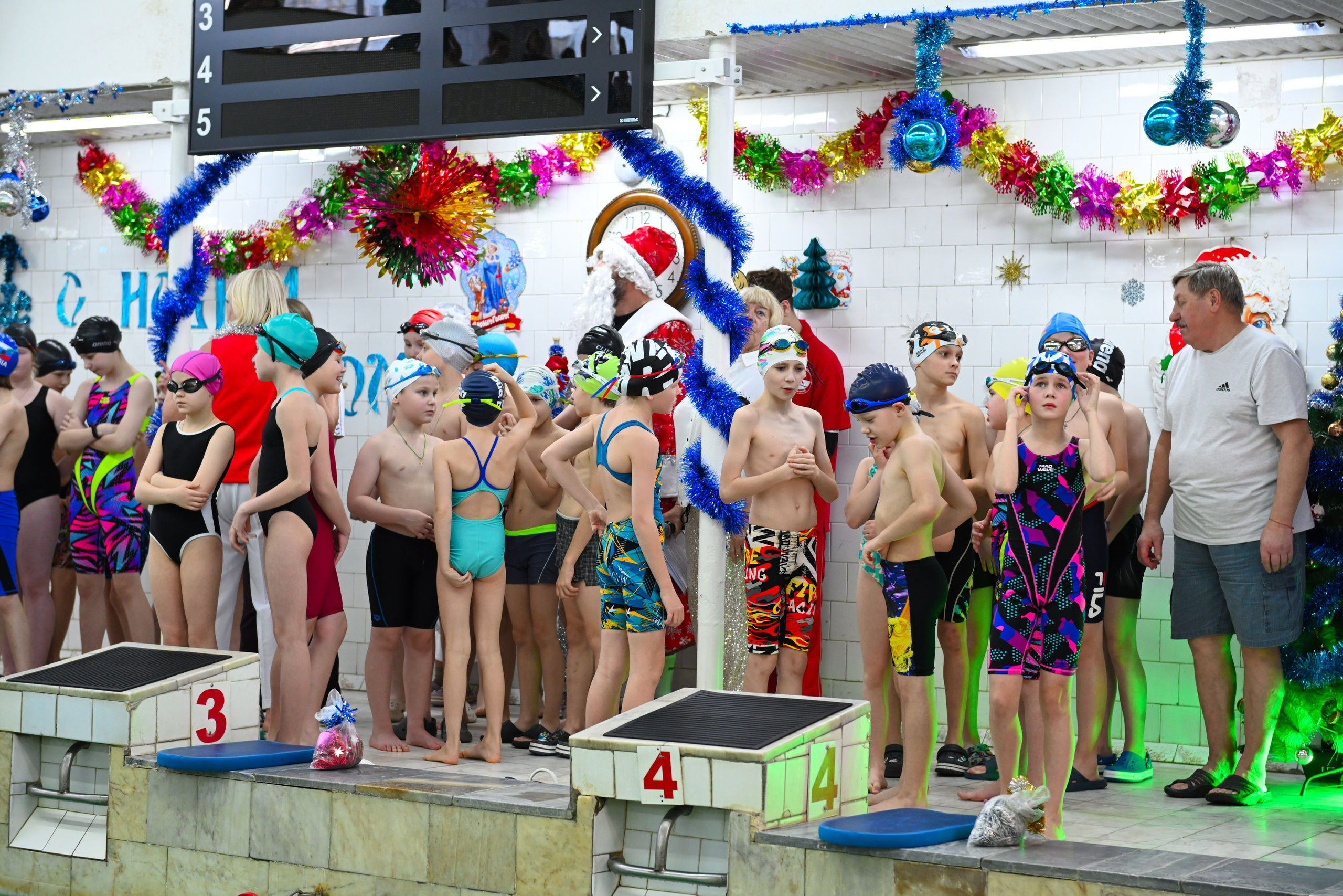 2025-12-20 Бассейн Урал НГ младшие. Снежинск фото Андрианов