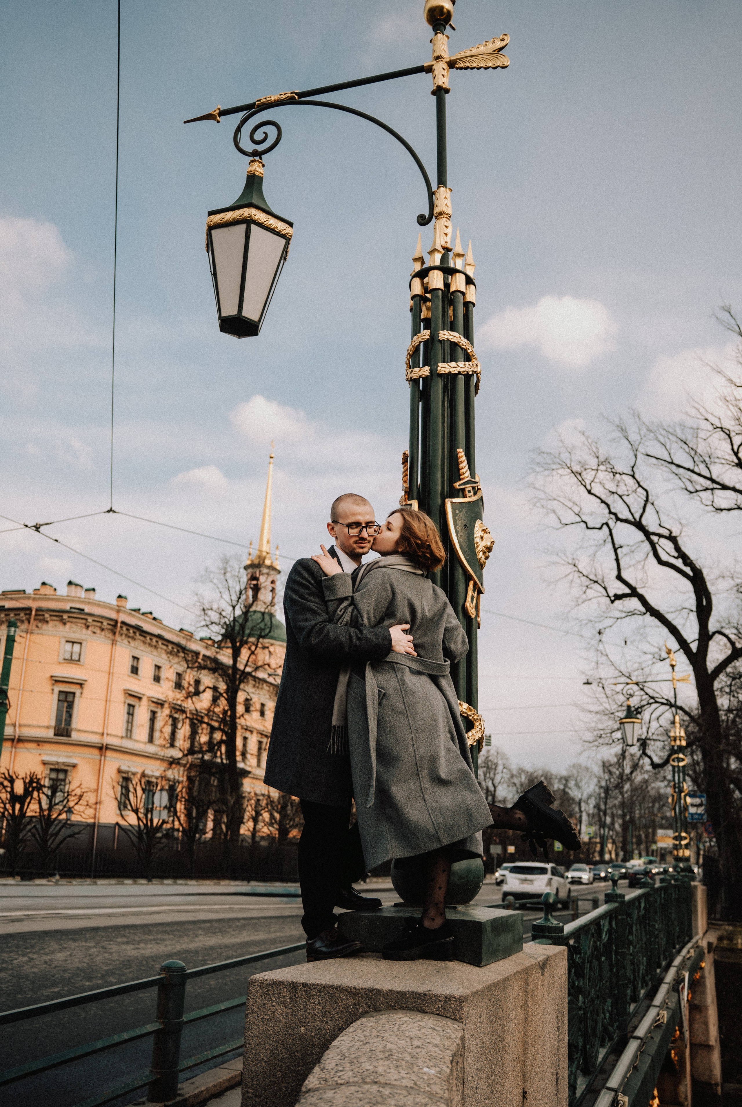 Парная фотосессия в Санкт-Петербурге. Фотосессия лавстори Санкт-Петербург. Свадебный фотограф в СПб. Федосова Елизавета. Спас на Крови, Казанский собор, Зингера.