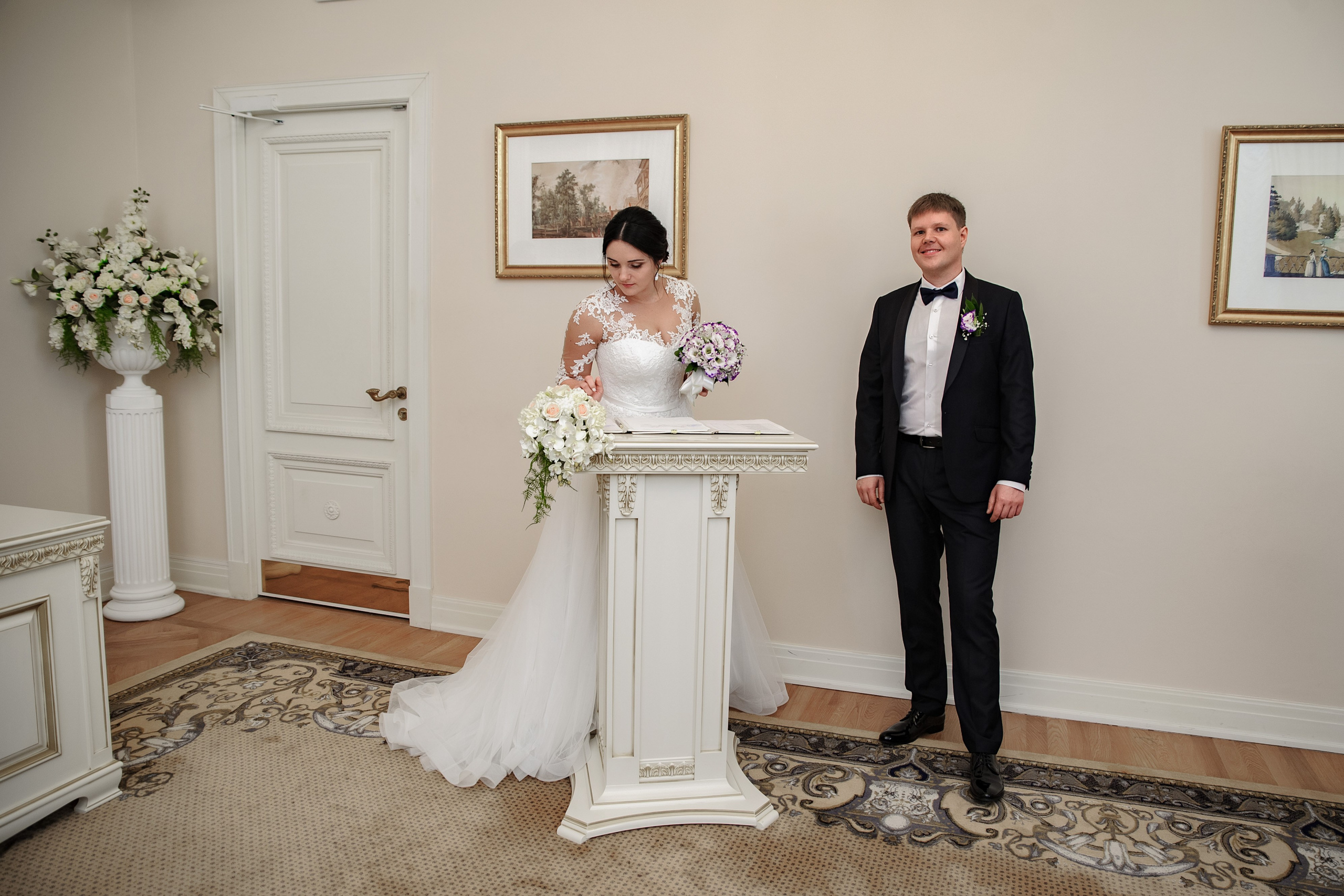 Фотограф на Свадьбу в Пушкине, Фотосъёмка регистрации и фотосессия во дворце. Фотограф Алексей Лукин. Профессиональная фотосъёмка в Санкт-Петербурге. Обработка и Ретушь фотографий