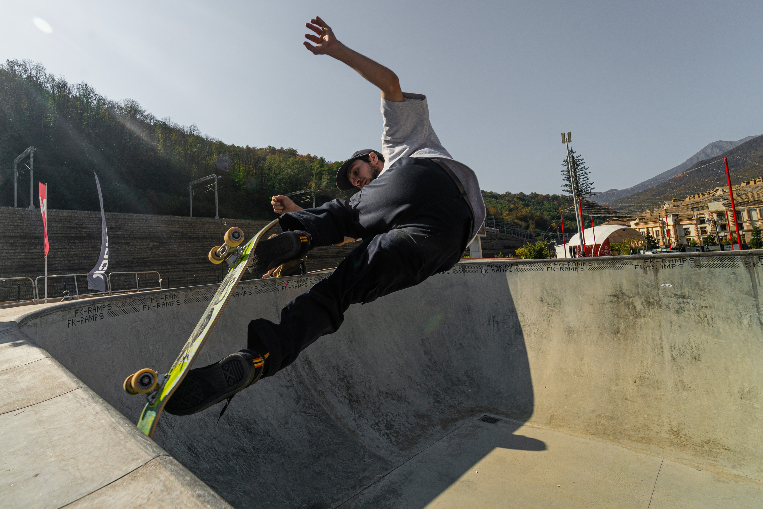 Чемпионат России по скейтбордингу на курорте Красная Поляна 2022. Репортажный фотограф в Красной Поляне и Сочи Павлюченко Екатерина
