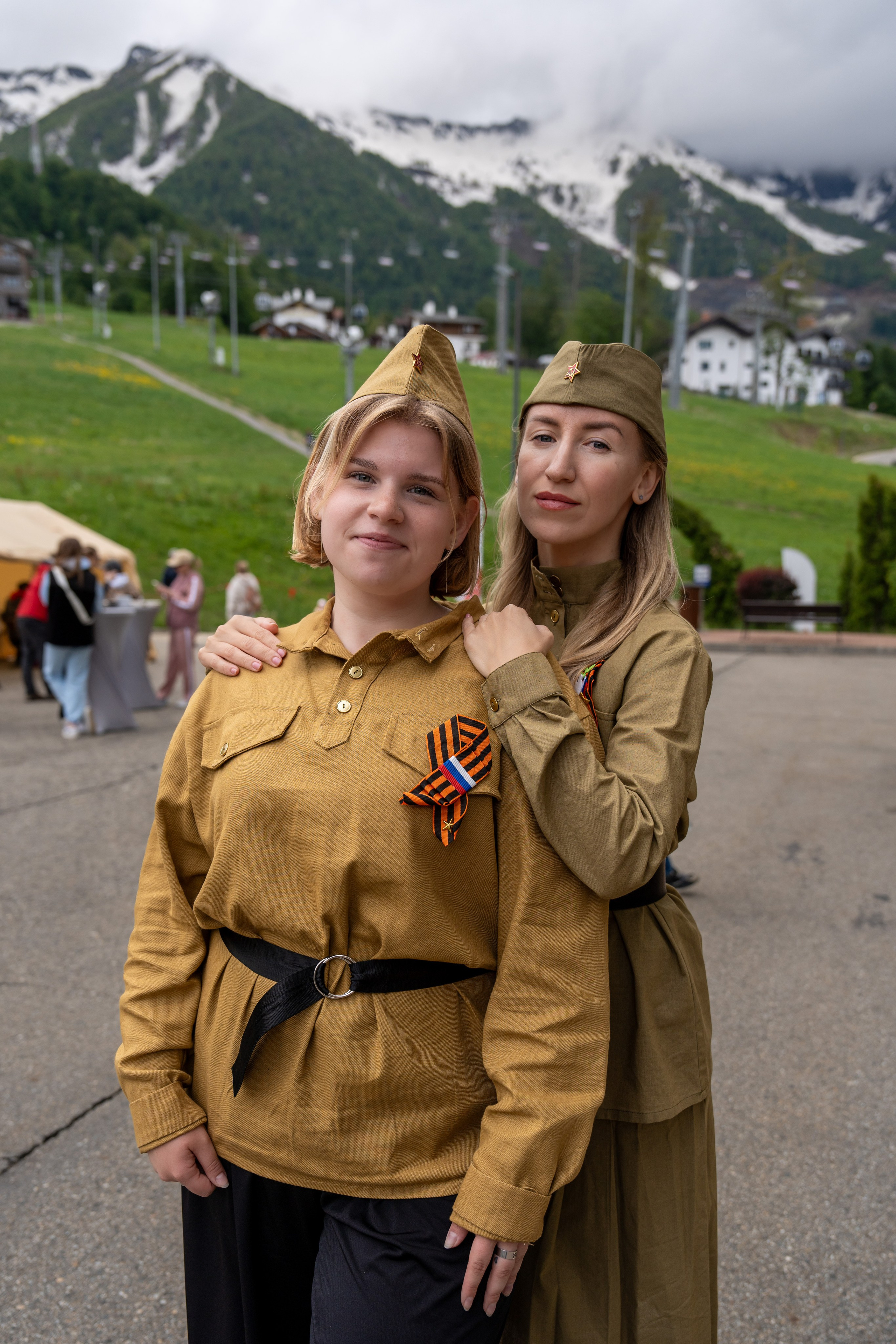 Шествие бессмертного полка 9 мая 2024 Rosa Springs. Репортажный фотограф в Красной Поляне и Сочи Павлюченко Екатерина