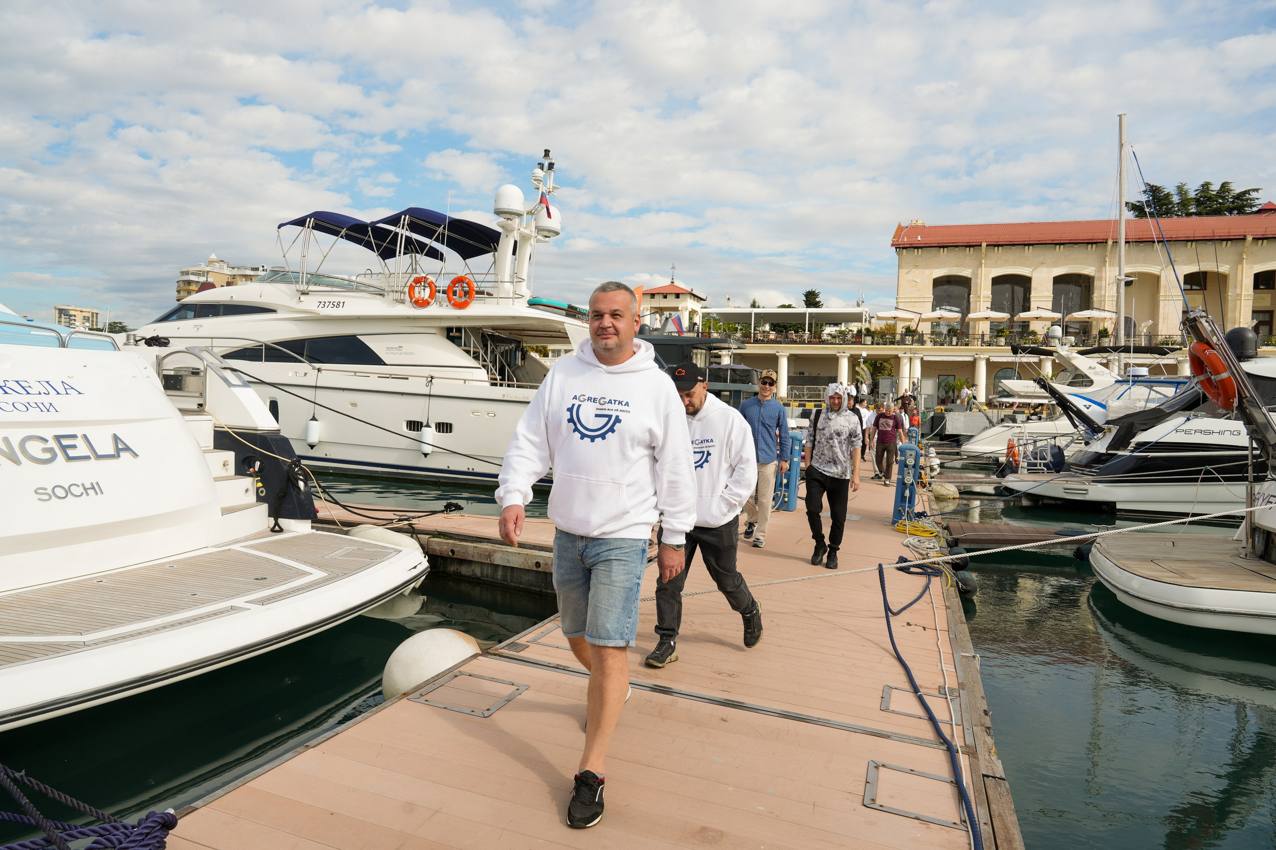 Яхтенная регата для компании Агрегатка. Репортажный фотограф в Красной Поляне и Сочи Павлюченко Екатерина