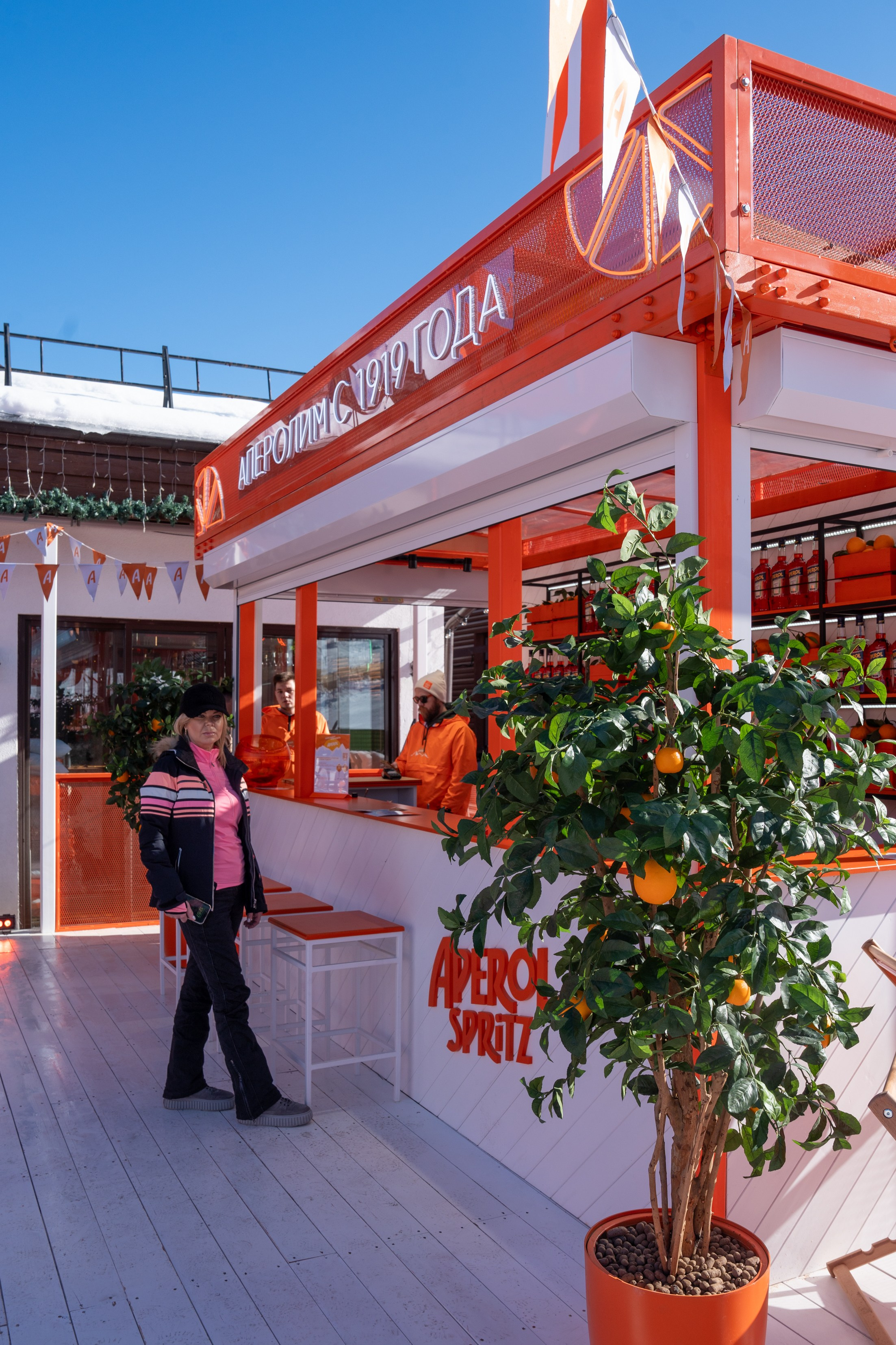Фотоотчет партнерской интеграции Aperol Spritz на Роза Фест 2025. Репортажный фотограф в Красной Поляне и Сочи Павлюченко Екатерина