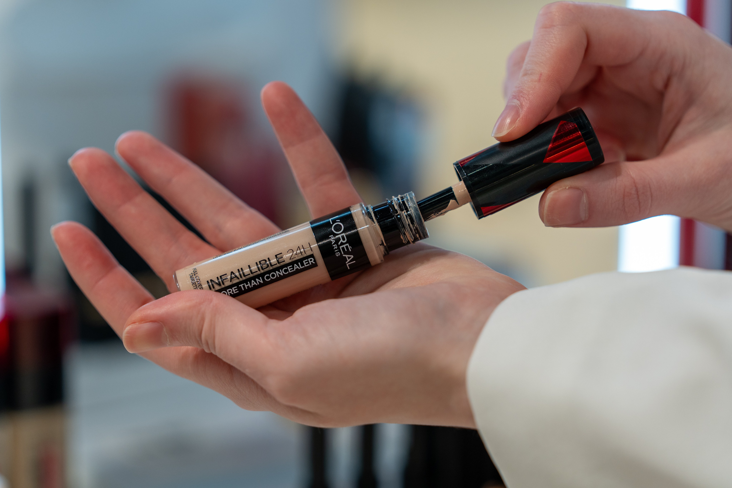 Отчет партнерской интеграции Loreal в магазинах Рив Гош. Репортажный фотограф в Красной Поляне и Сочи Павлюченко Екатерина