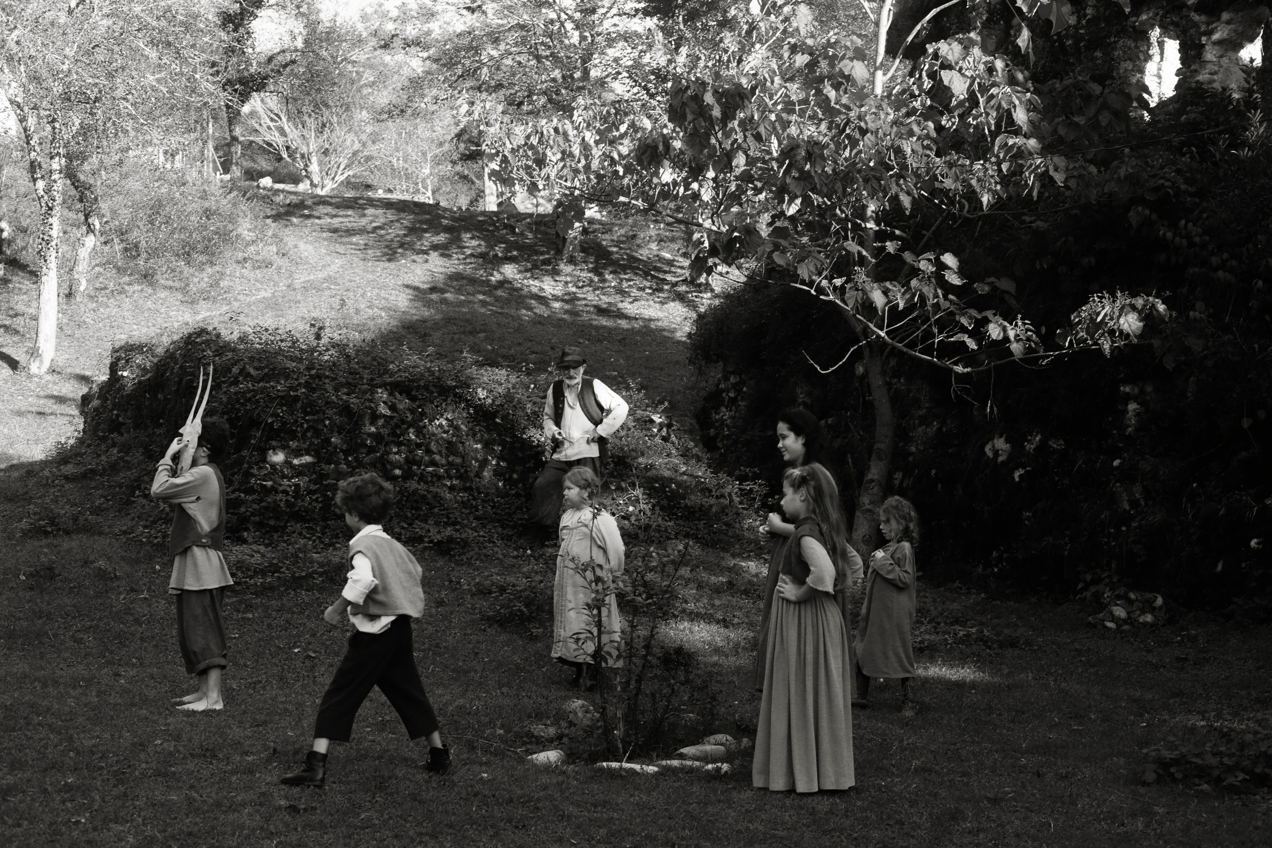 Кинематографическая съемка. Старик и дети. Ekaterina Beridze