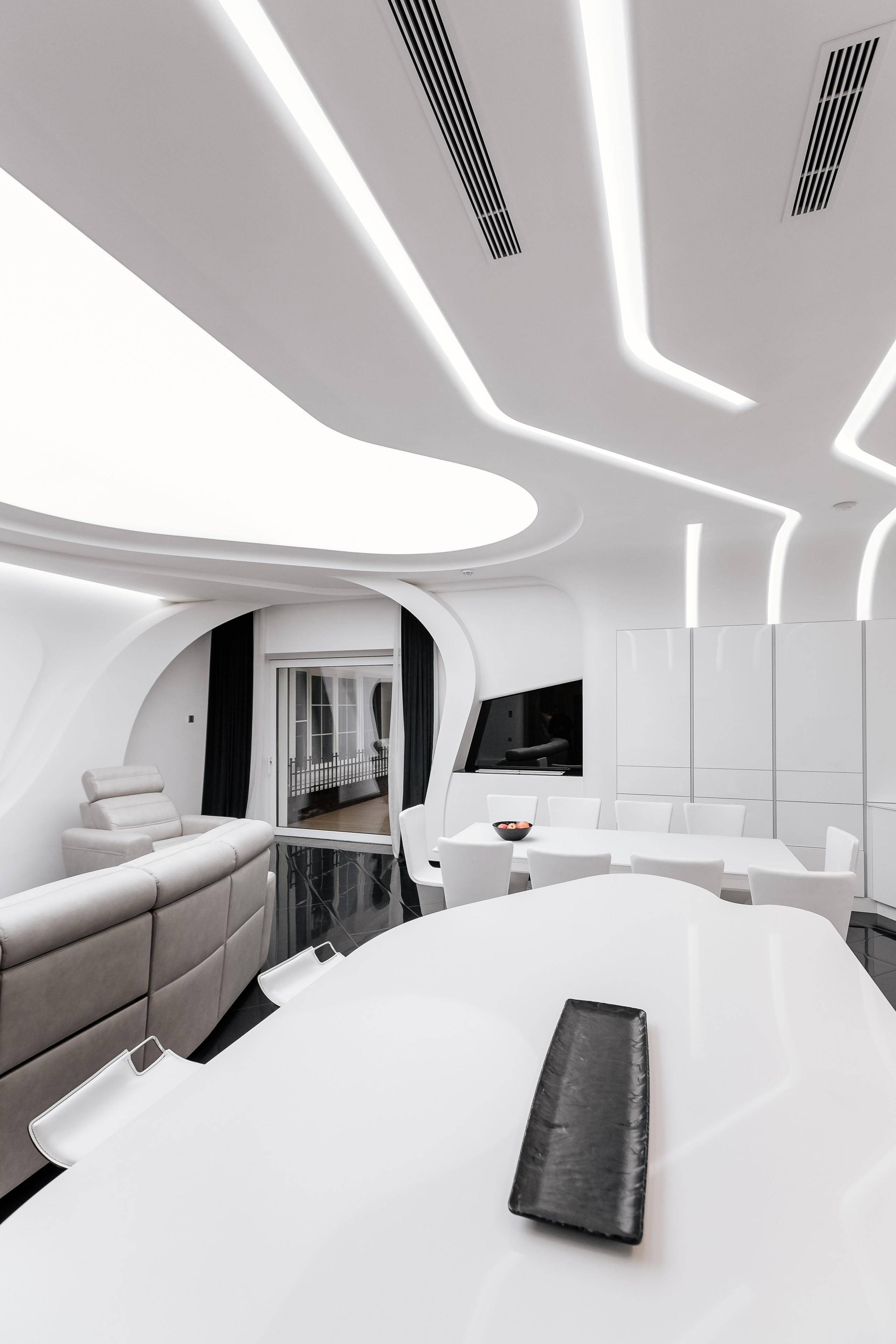 Частный дом остекление Frameless. Профессиональный фотограф Инесса Новикова в Москве