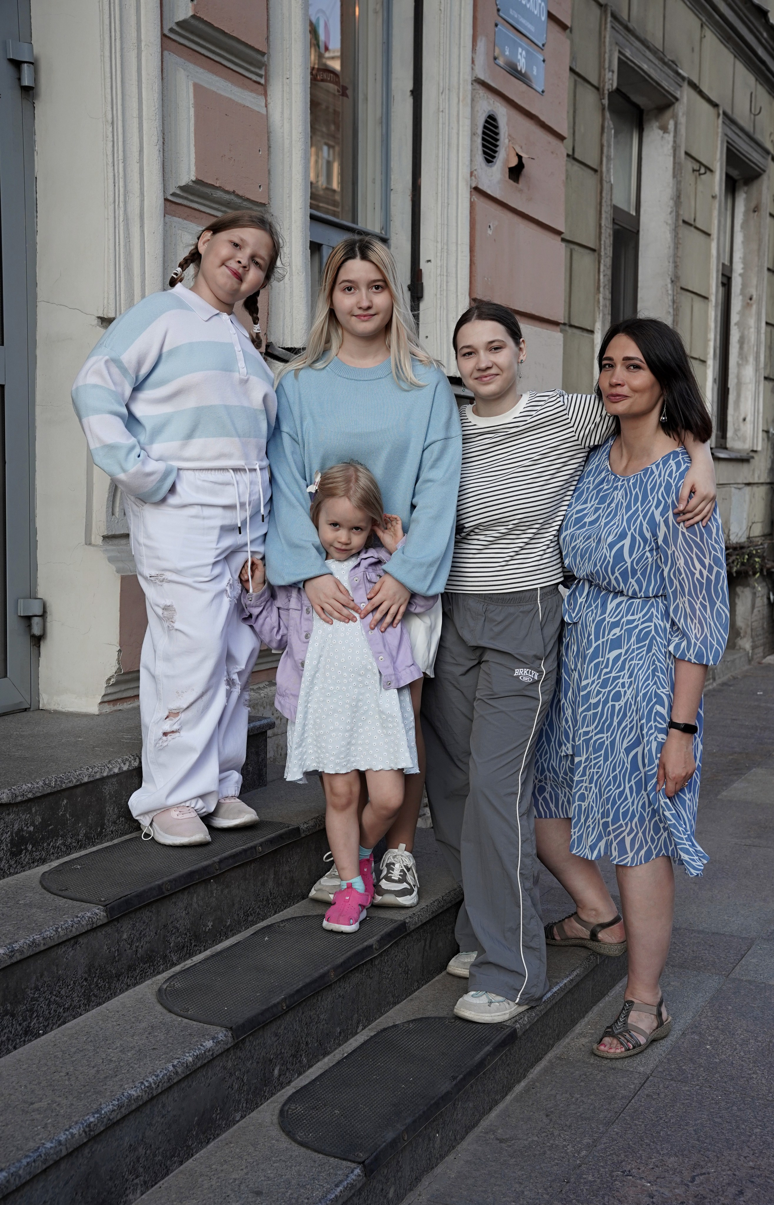 Фотосессия для семьи Маши. Студийный и портретный фотограф в САНКТ-ПЕТЕРБУРГЕИрина Махаон