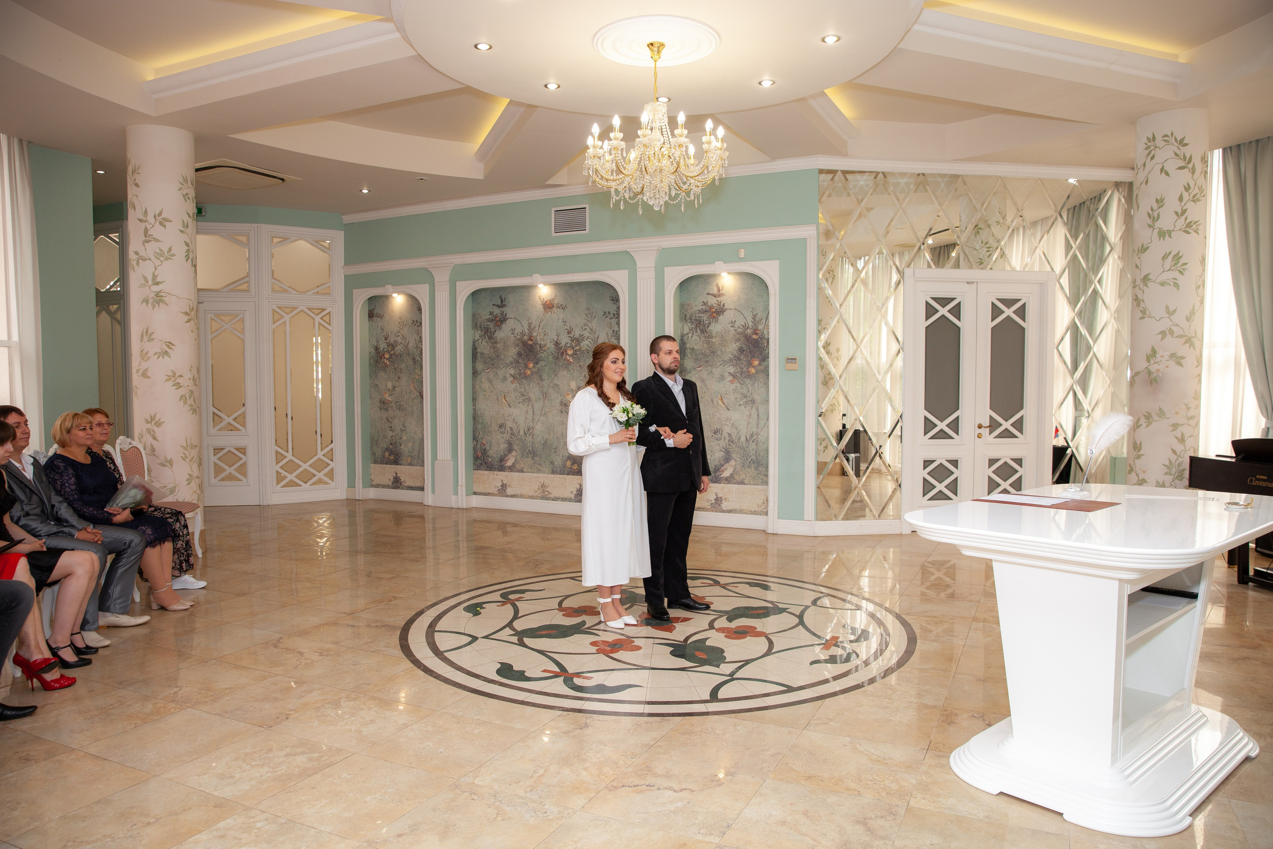 Свадебная фотосессия в Пестовском парке. Фотограф в Железнодорожном и Балашихе