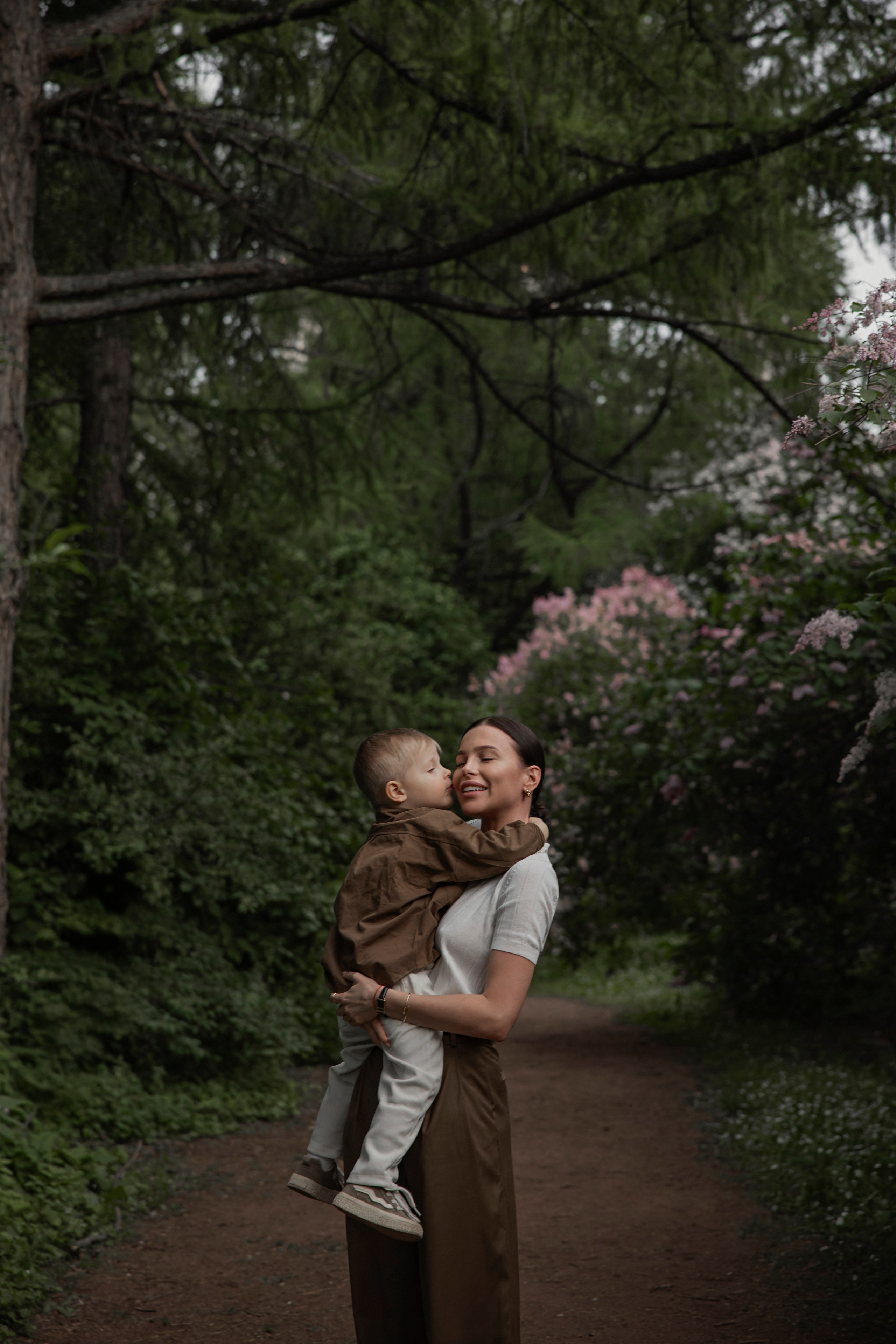 Фотосессия матери и сына. Женский и контент фотограф в Москве. Алла Поломарь