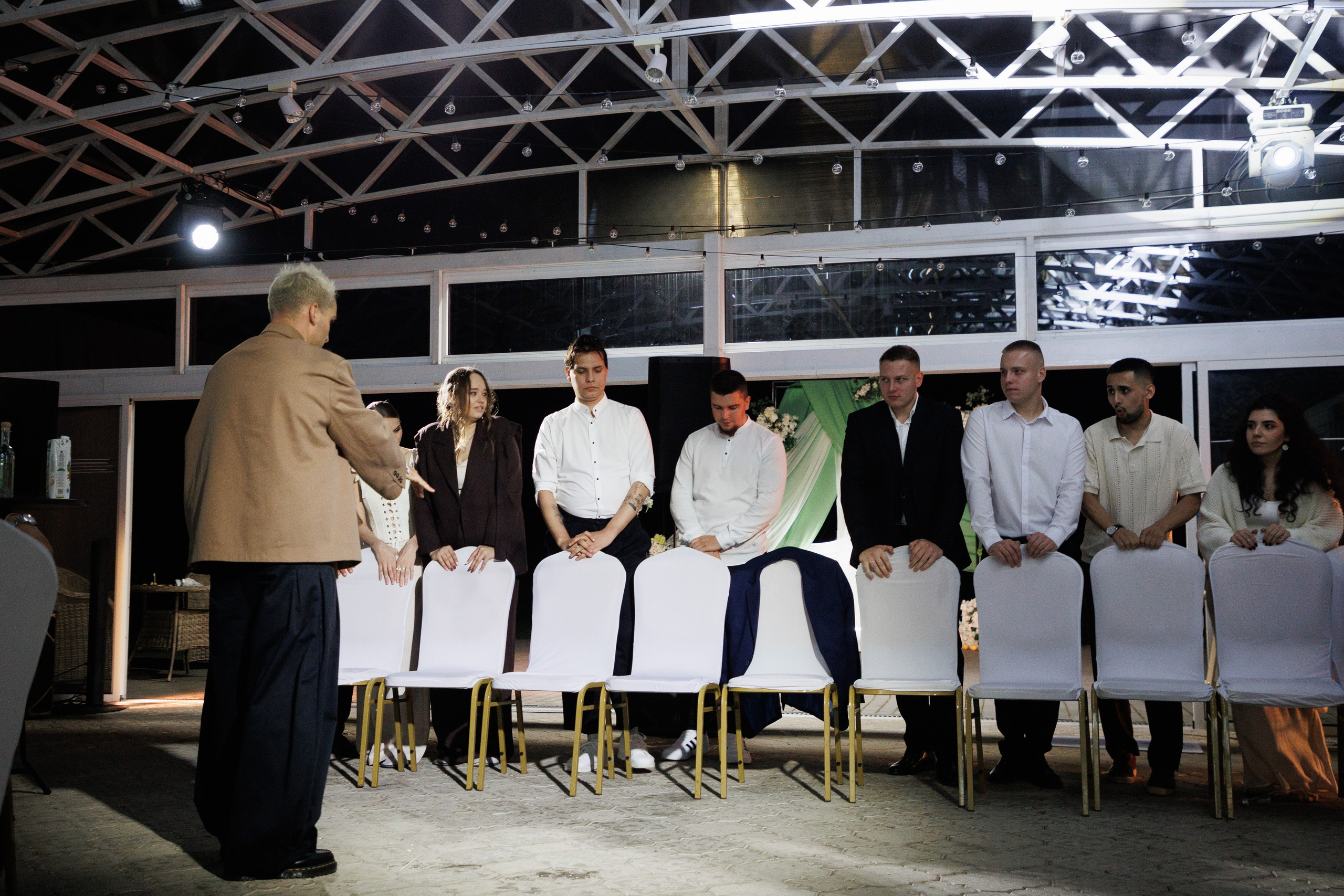 Сентябрь 2025, Белый лис, Выкса. Фотограф городских и семейных событий в Нижнем Новгороде Артем Карпухин