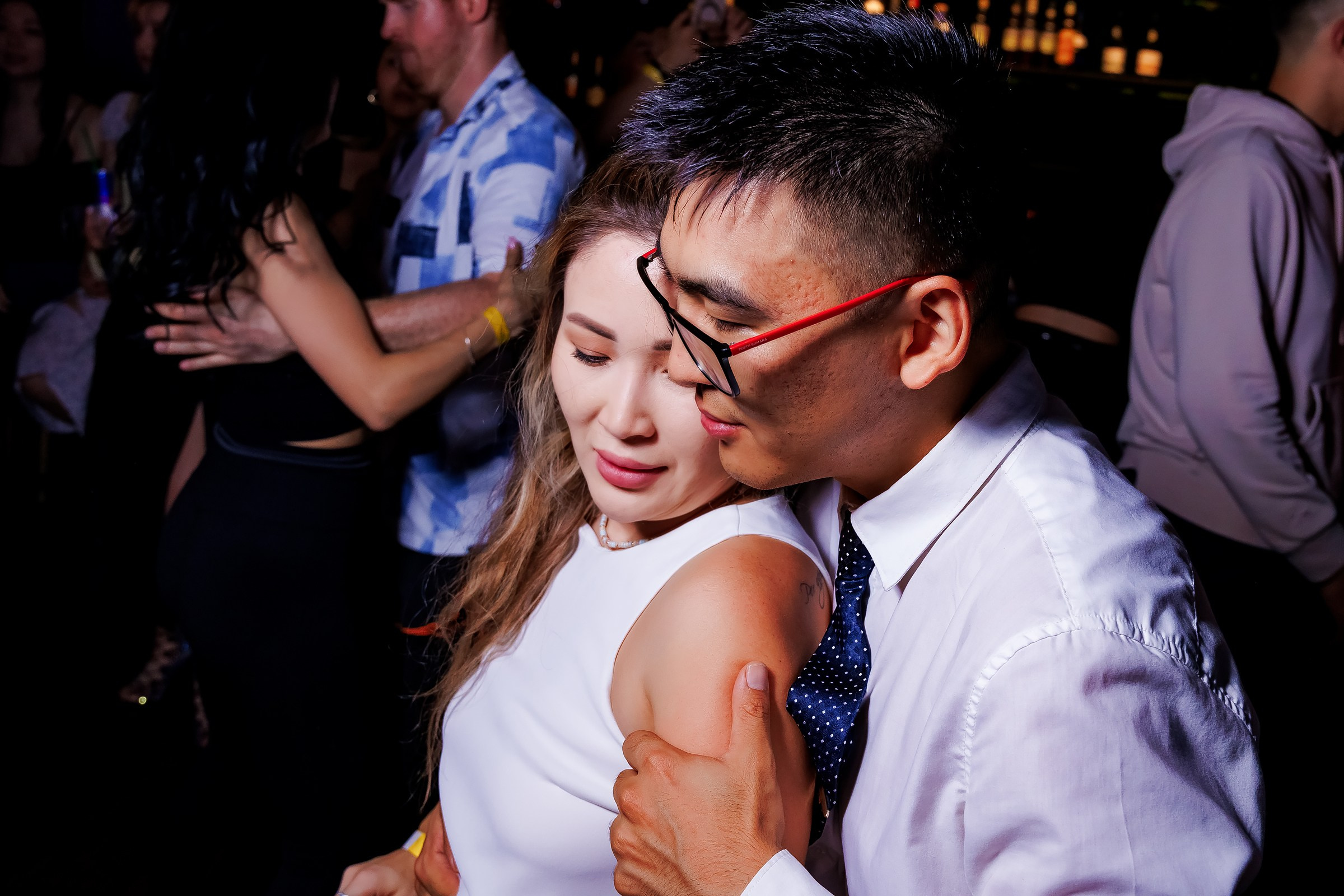 Bachata Party by Hola Dance. Репортажный фотограф в Алматы Каюпов Сержан