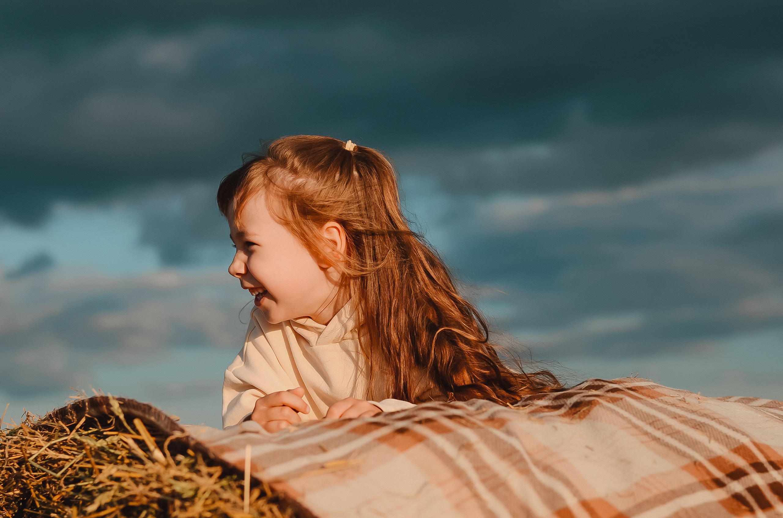 Фотопроект на сеновале. Thephoto-russia.ru