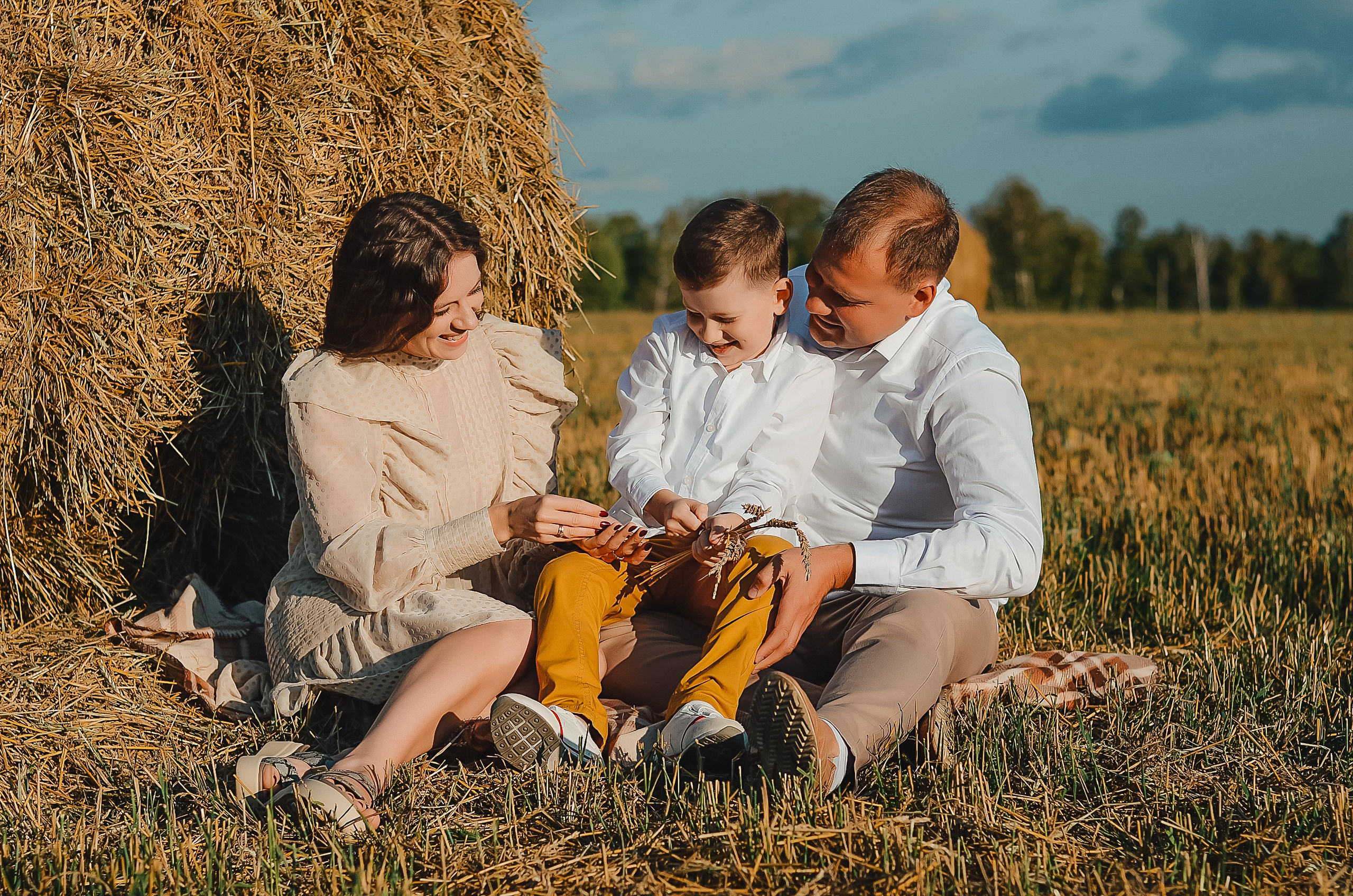 Фотопроект на сеновале. Thephoto-russia.ru