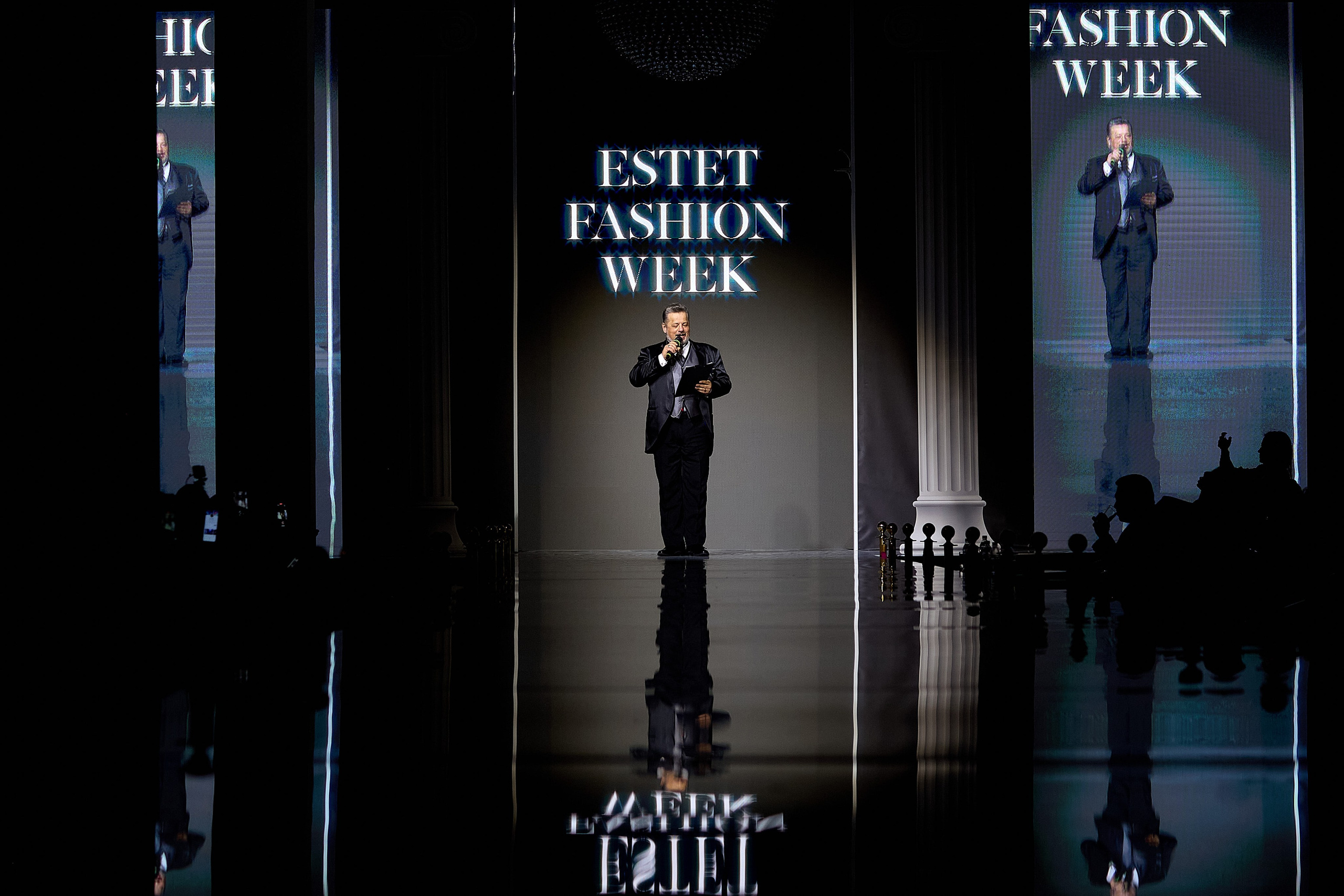 Показ в стиле Victoria's Secret | Ювелирная неделя моды «Эстет»