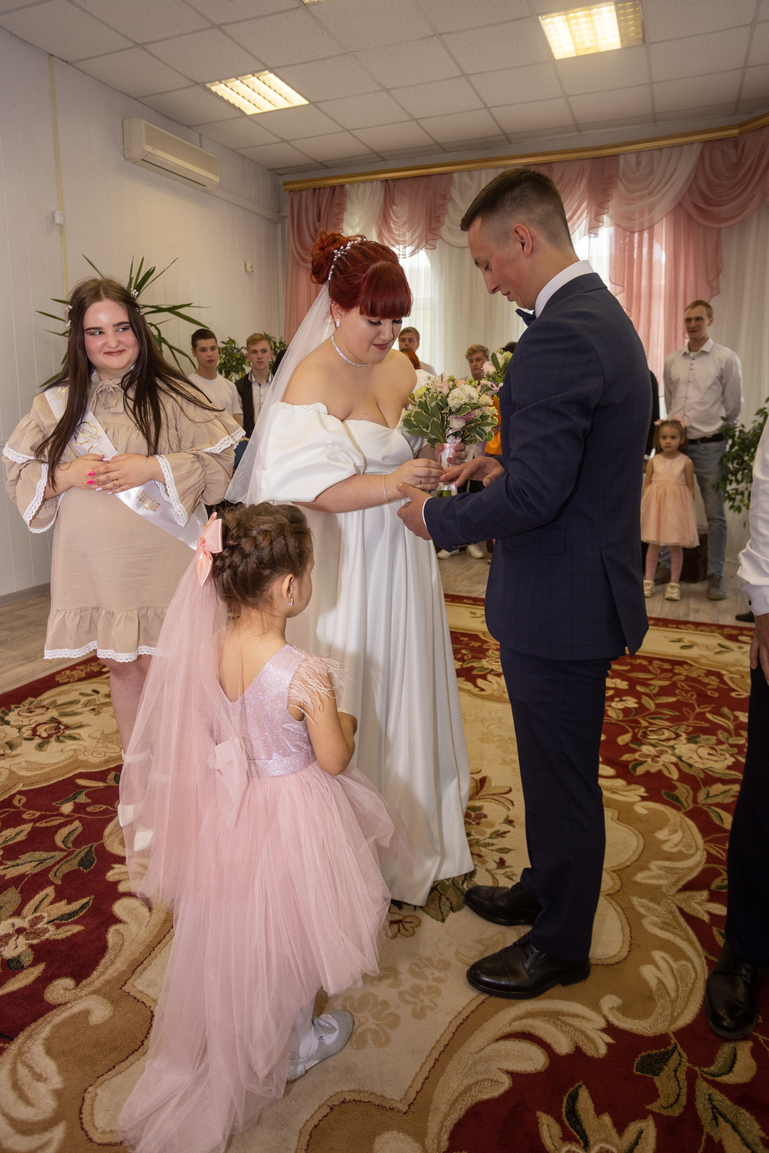 Первый танец: Игорь и Алеся. Семейный фотограф в Вышнем Волочке — Ульяна Иванова | Фотосессии для всей семьи