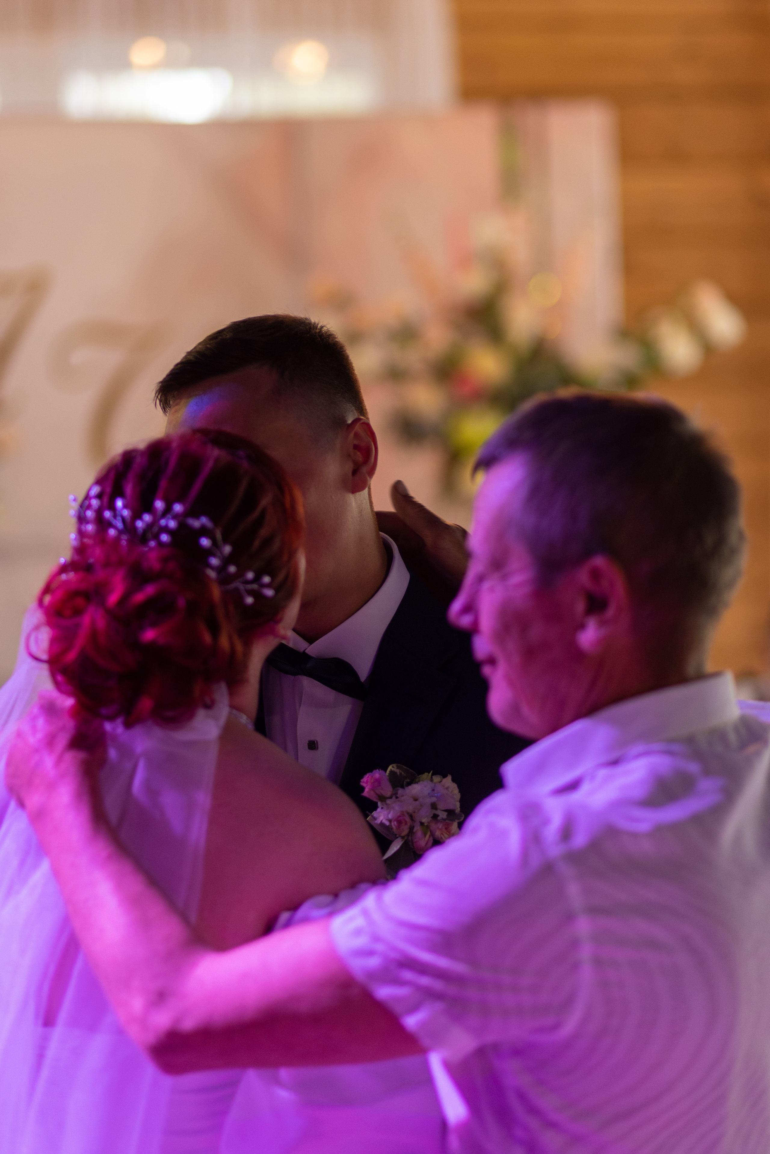 Первый танец: Игорь и Алеся. Семейный фотограф в Вышнем Волочке — Ульяна Иванова | Фотосессии для всей семьи